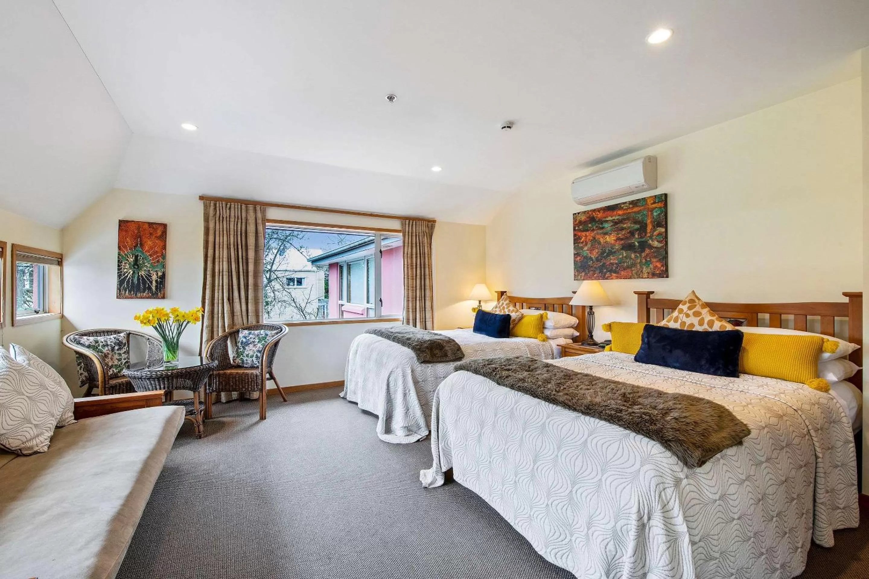 Photo of the whole room, Bed in The Classic Villa