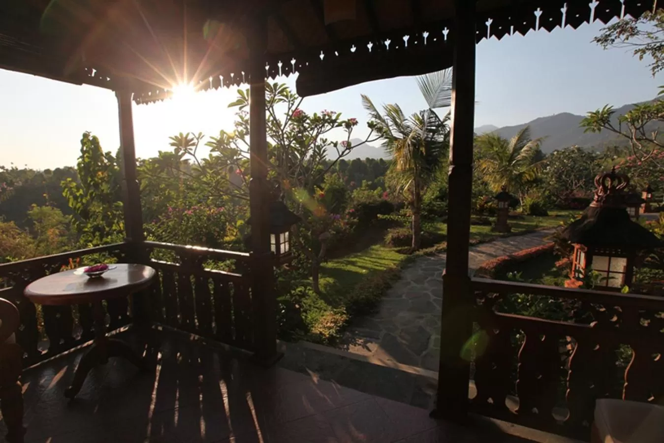 Patio in Shanti Natural Panorama View Hotel