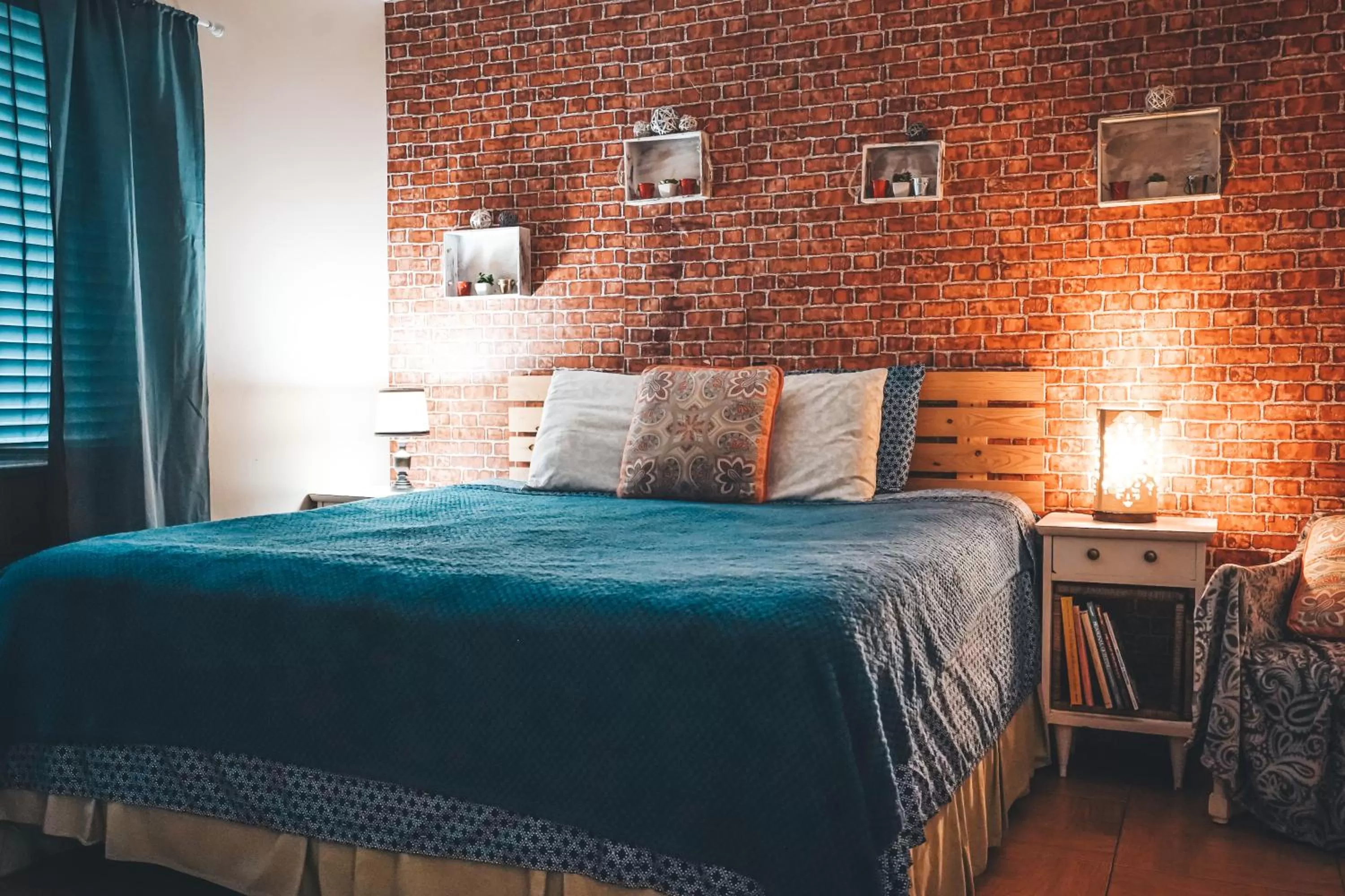 Bed in Hollywood Light Haven Lodge