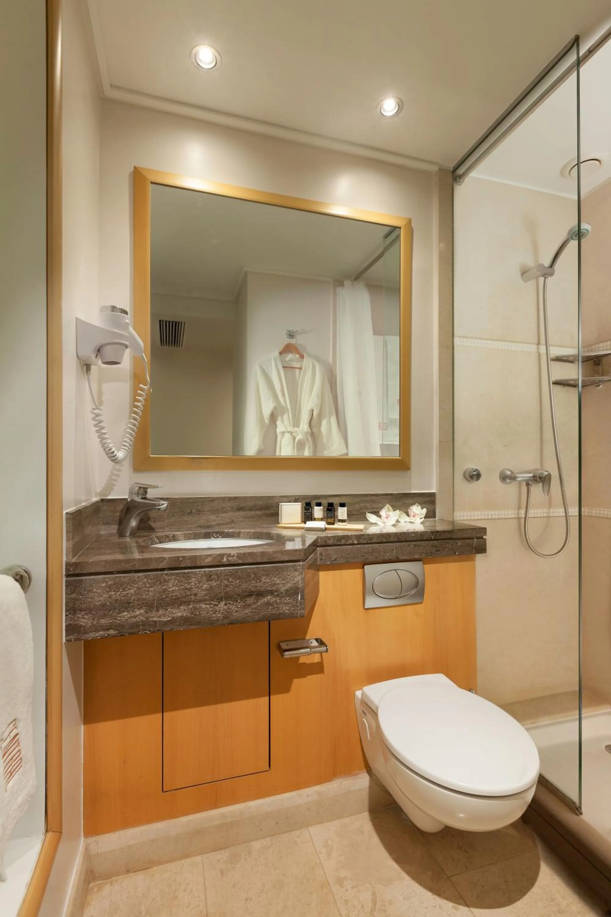 Bathroom in Central Hotel