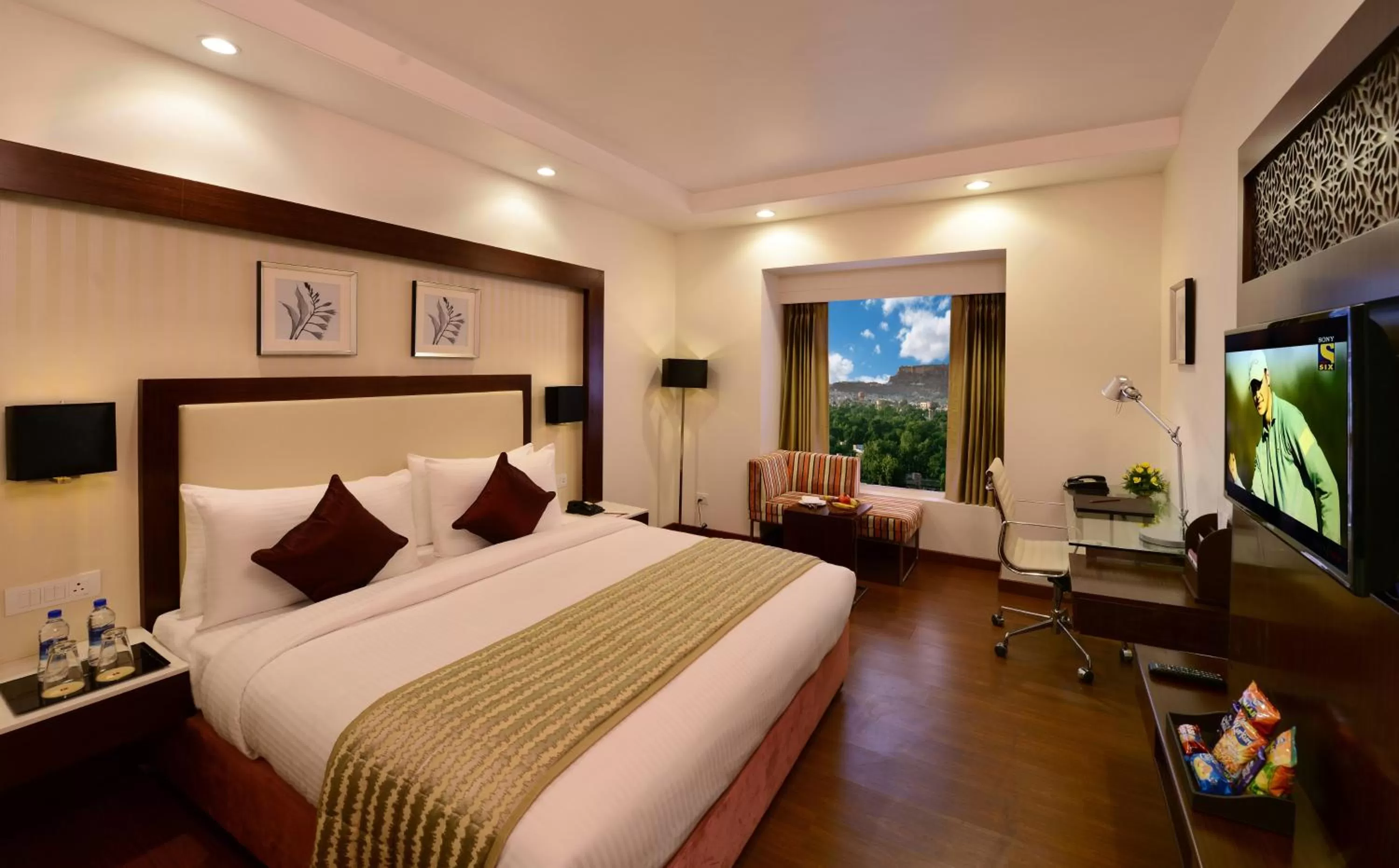 Photo of the whole room, Bed in Lords Inn Jodhpur