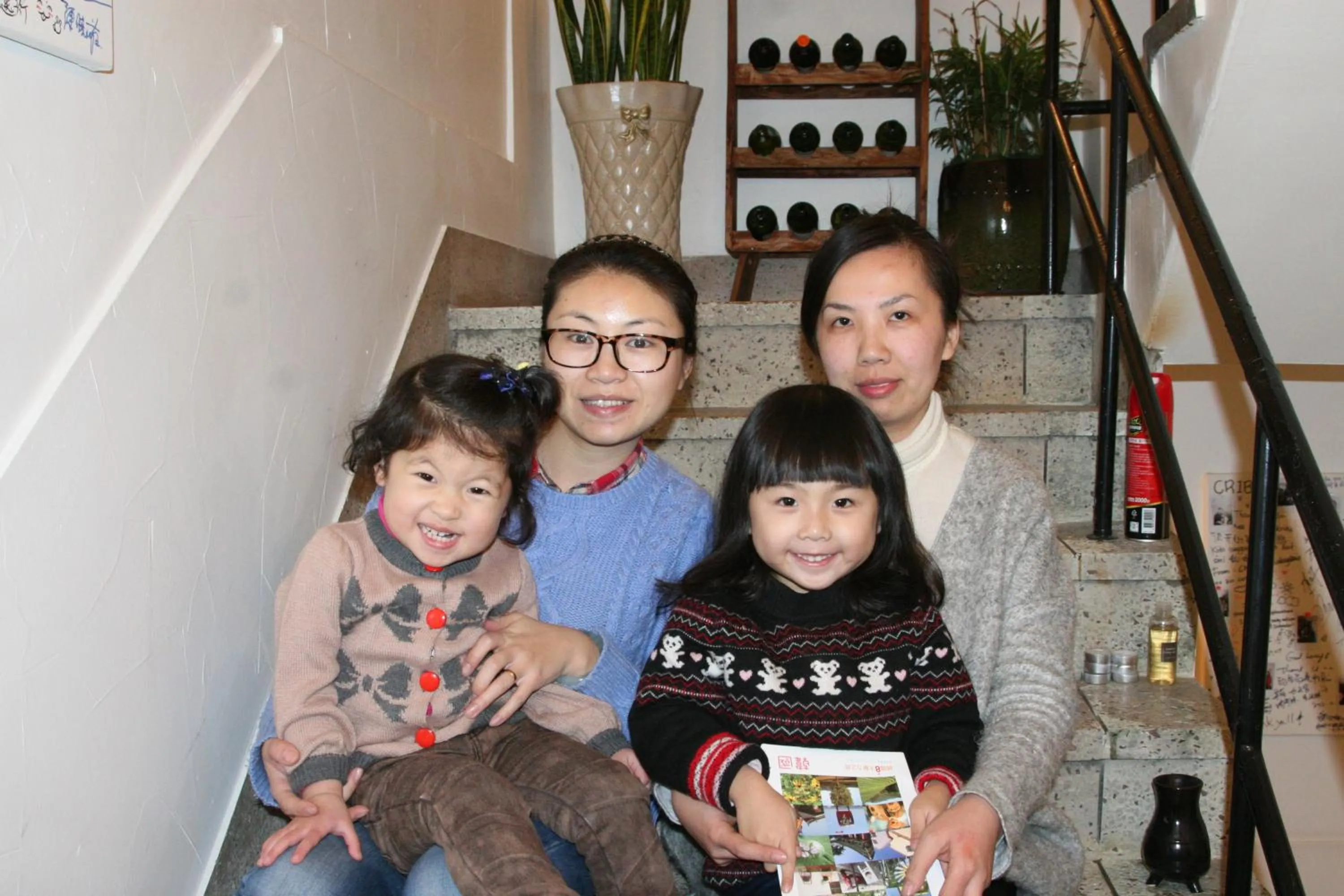 People in Crib 49 Guesthouse - Foreigner only