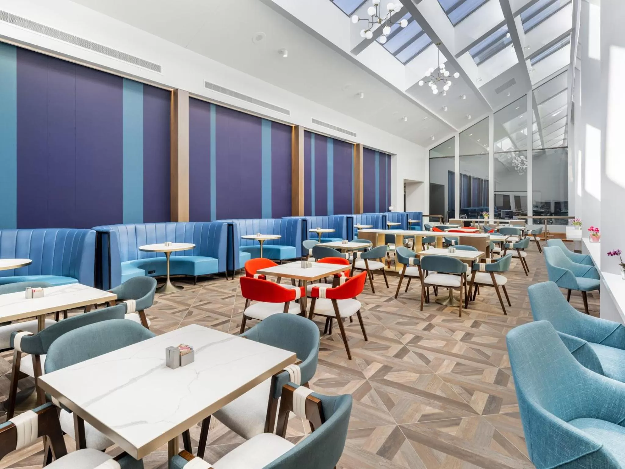 Restaurant/places to eat in Crowne Plaza College Park - Washington DC by IHG