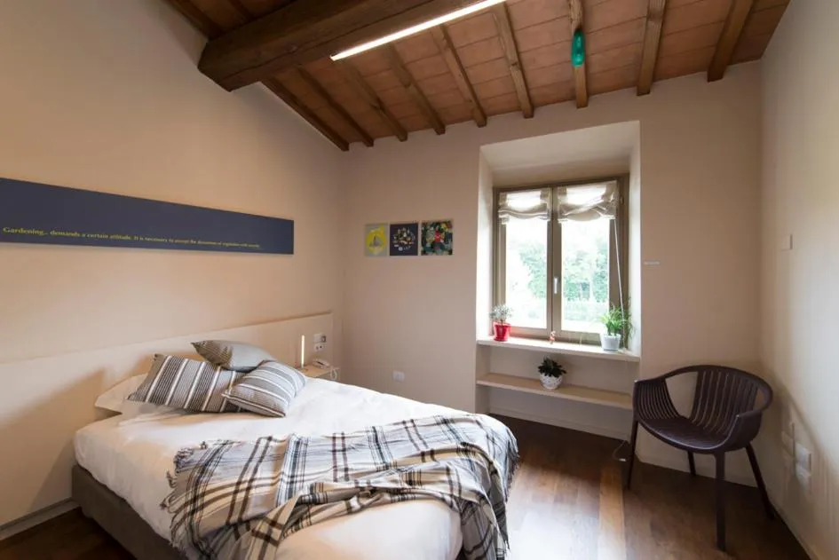 Bedroom, Bed in Pistoia Nursery Campus - agriturismo in città