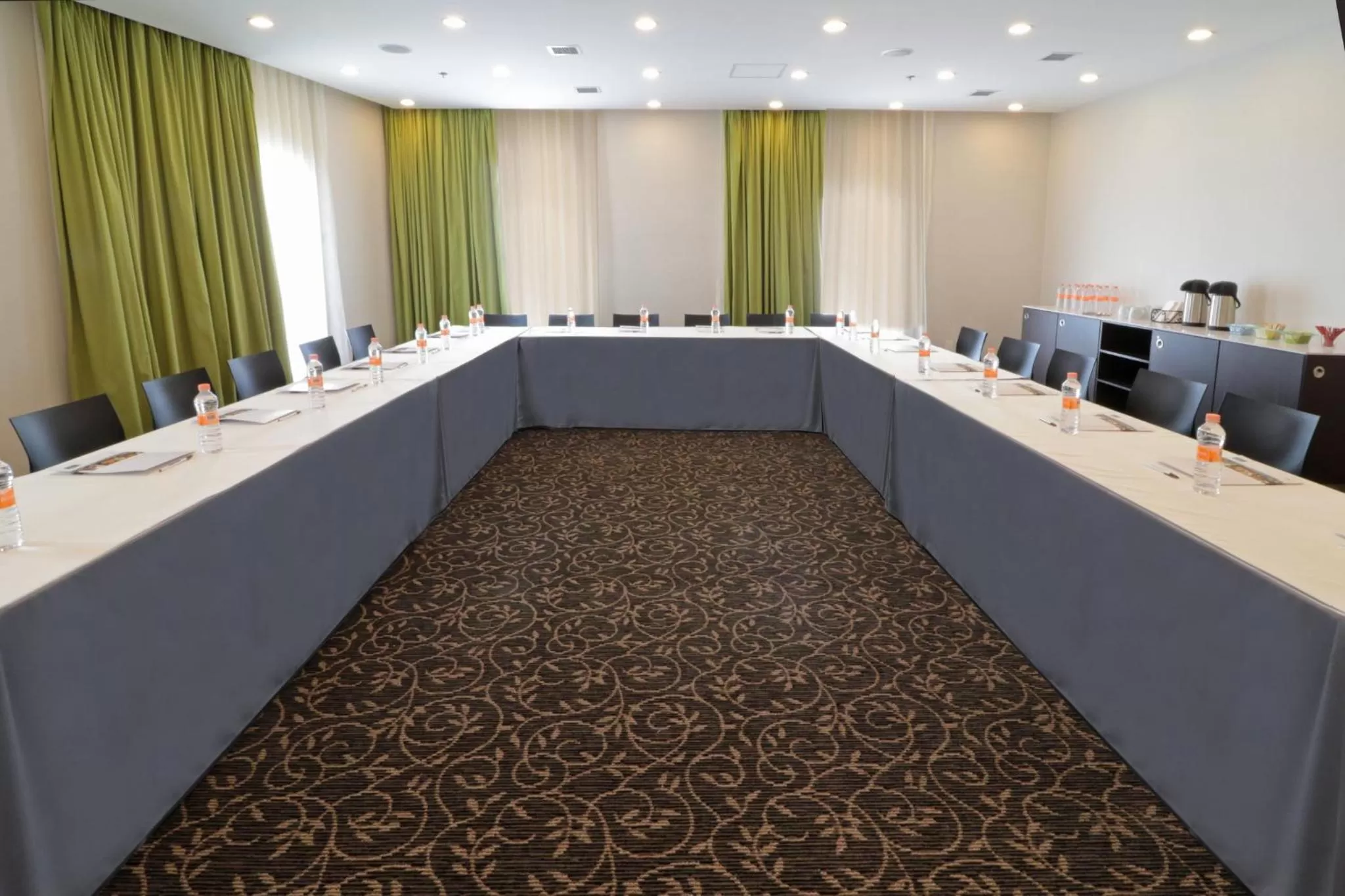 Meeting/conference room in Staybridge Suites San Luis Potosi by IHG