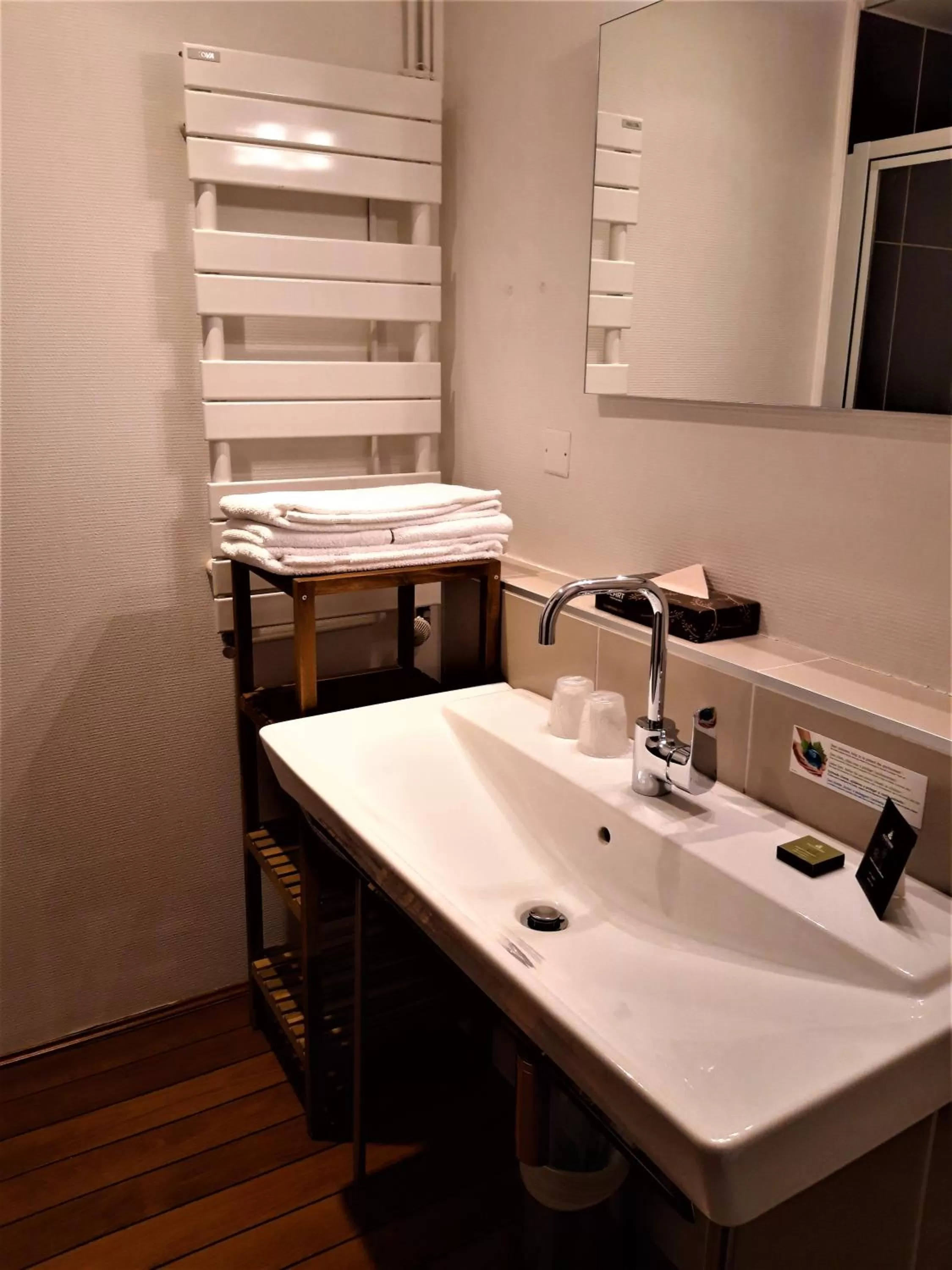 Bathroom in Best Western Citadelle