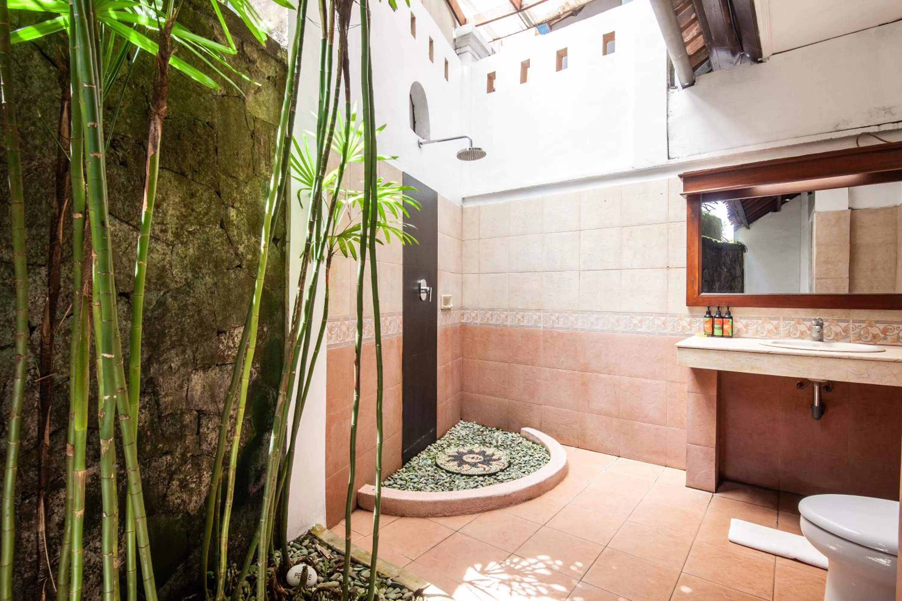 Shower in Outpost Ubud
