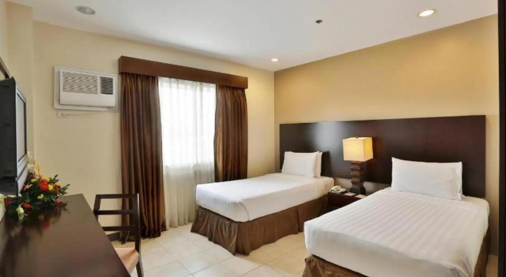 Alpa City Suites Hotel