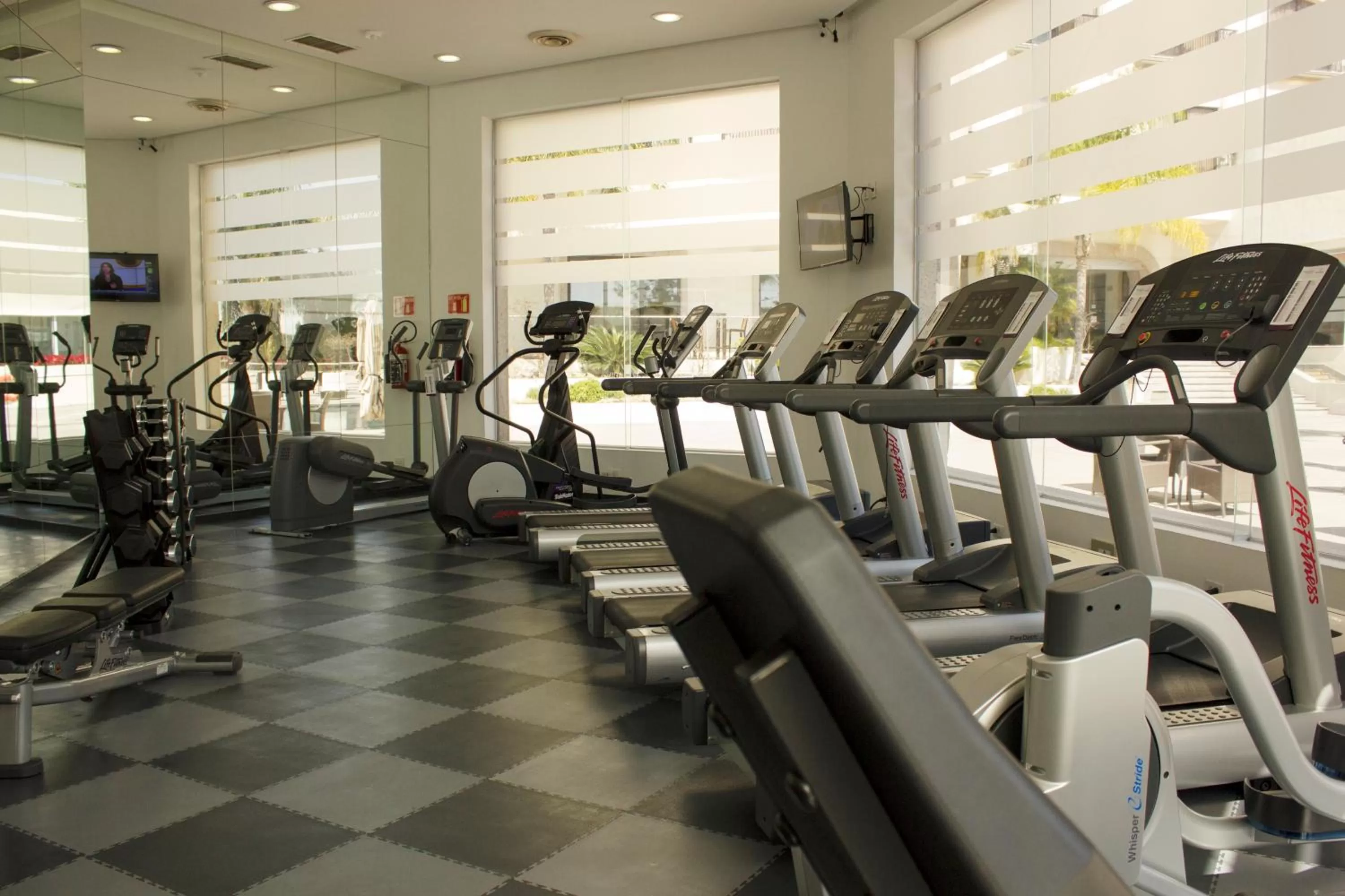 Fitness centre/facilities in HS HOTSSON Hotel Leon