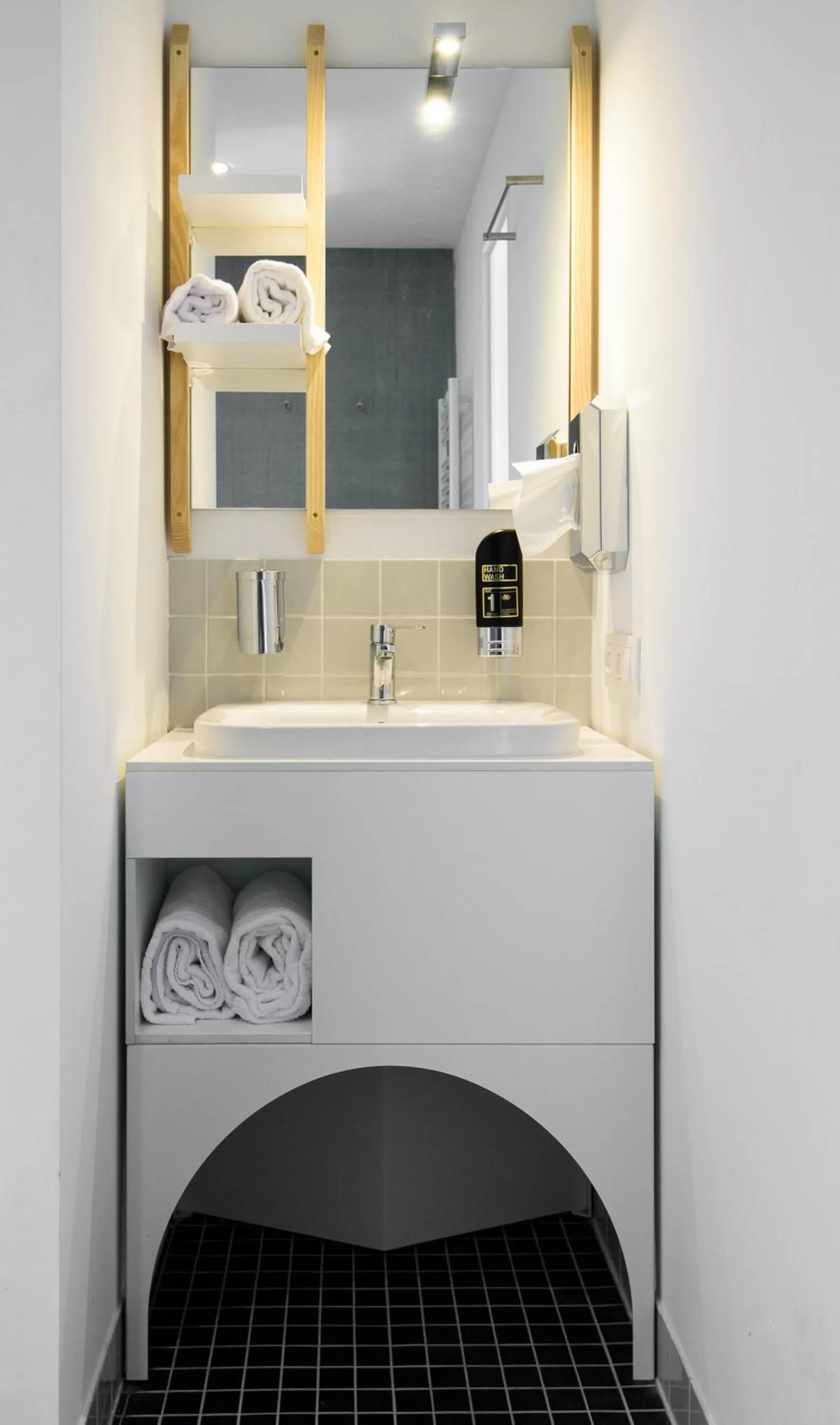 Toilet in Hôtel Belvue