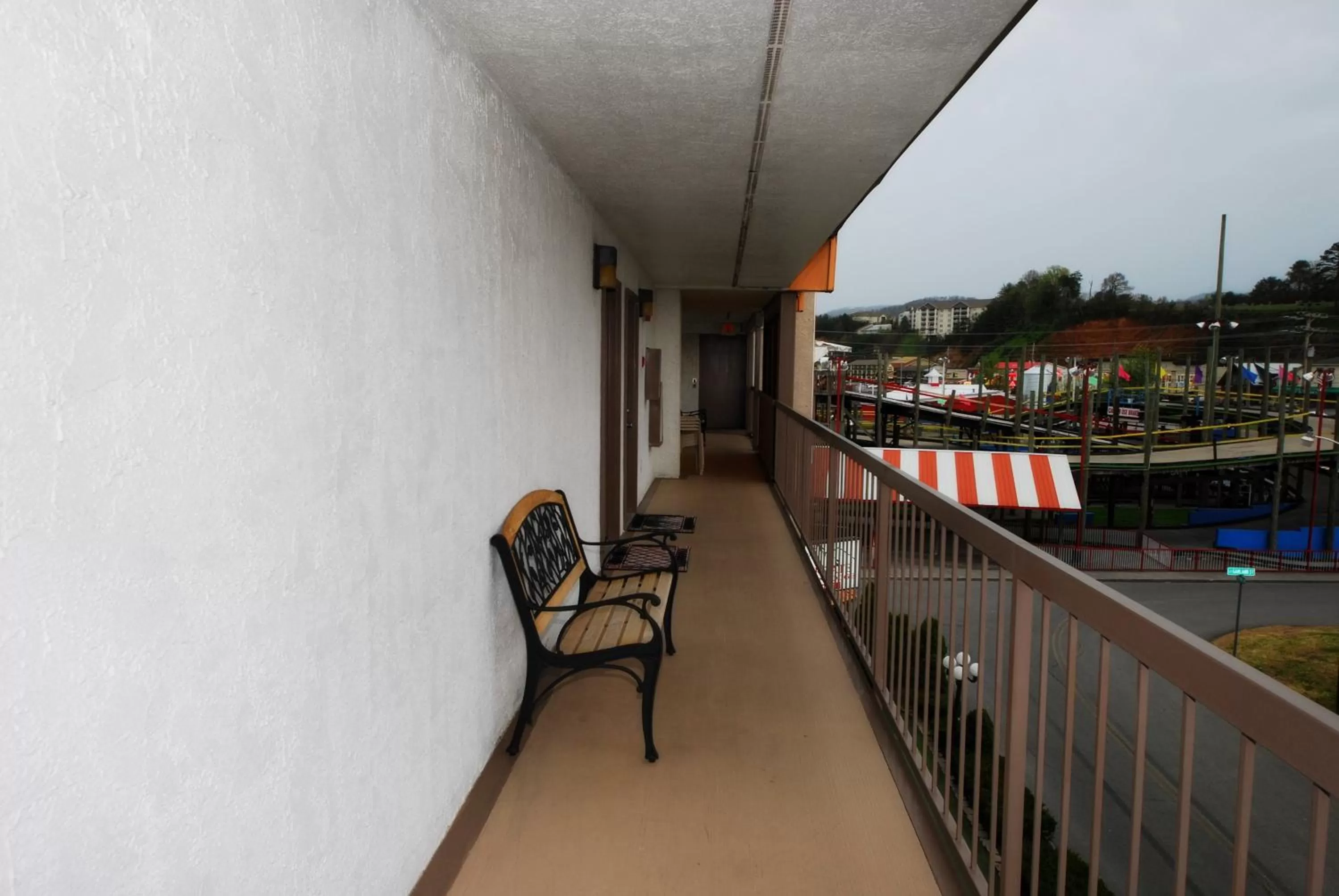 River view, Balcony/Terrace in Rivergate Mountain Lodge