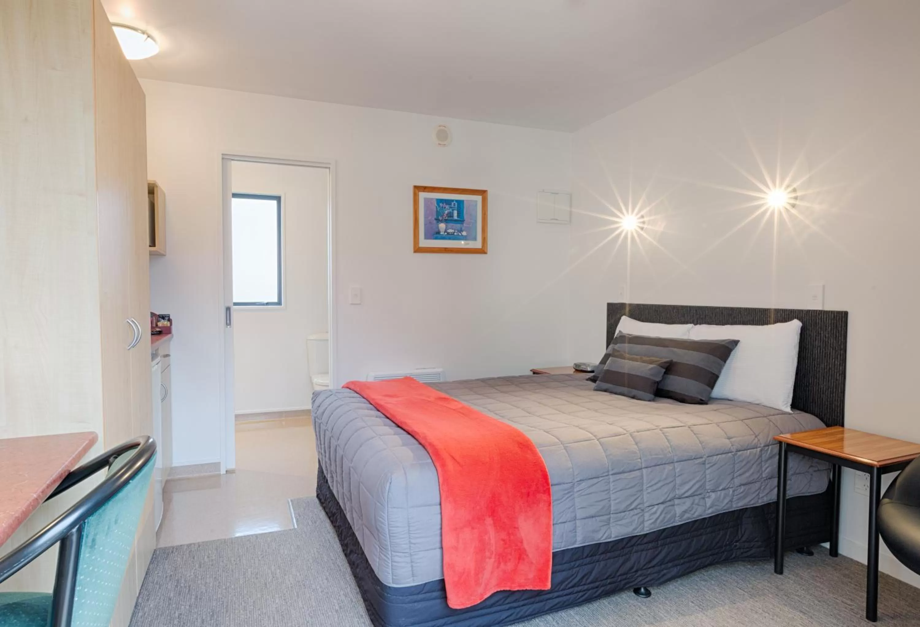 Photo of the whole room, Bed in Bella Vista Motel Te Anau