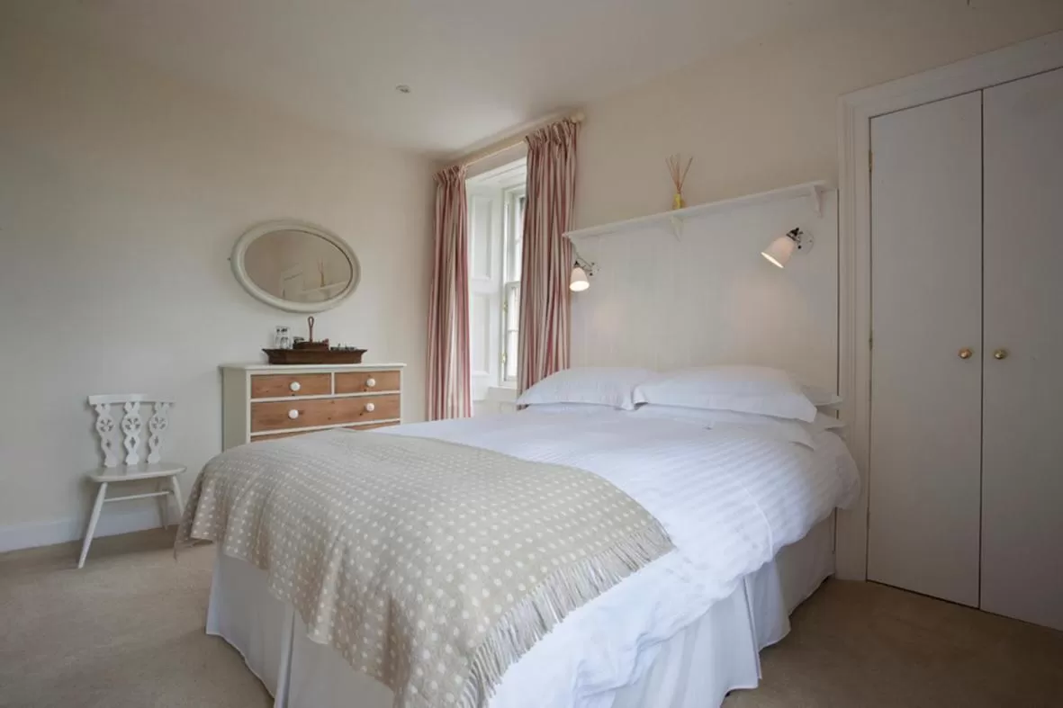 Bedroom, Bed in The Bridge Inn