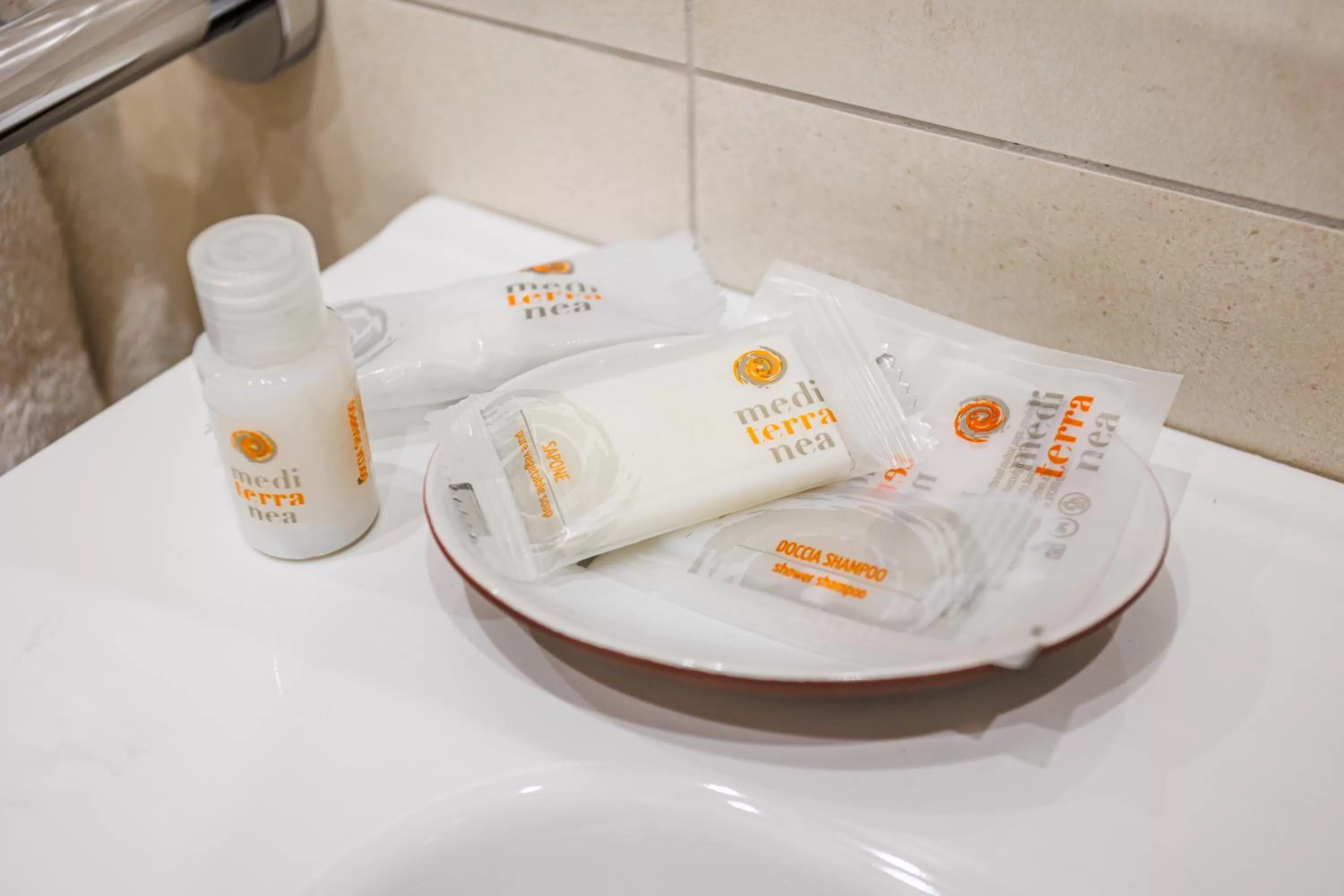 Bathroom in Peca's room