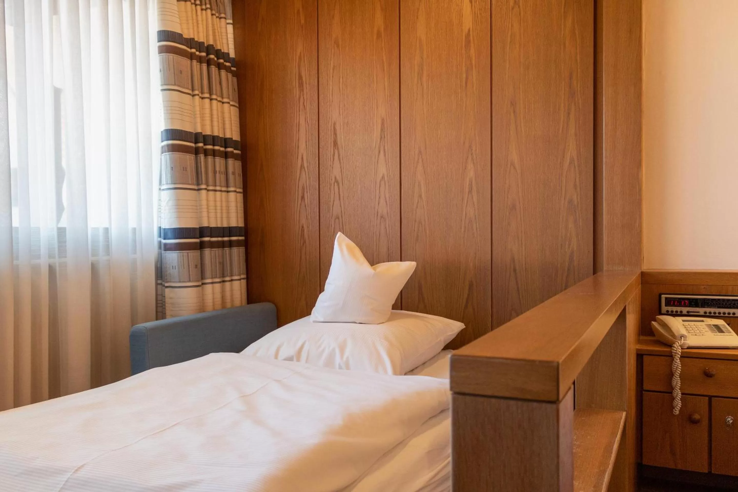 Bed in Landgasthof Hotel Hirsch