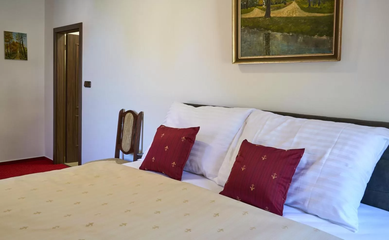 Bed in Vila Lovců králových