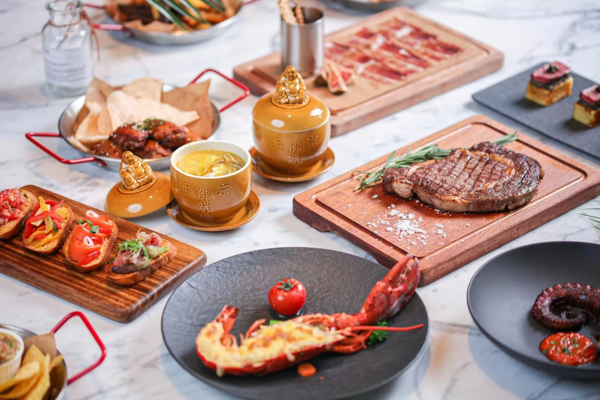 Restaurant/places to eat in InterContinental Foshan by IHG