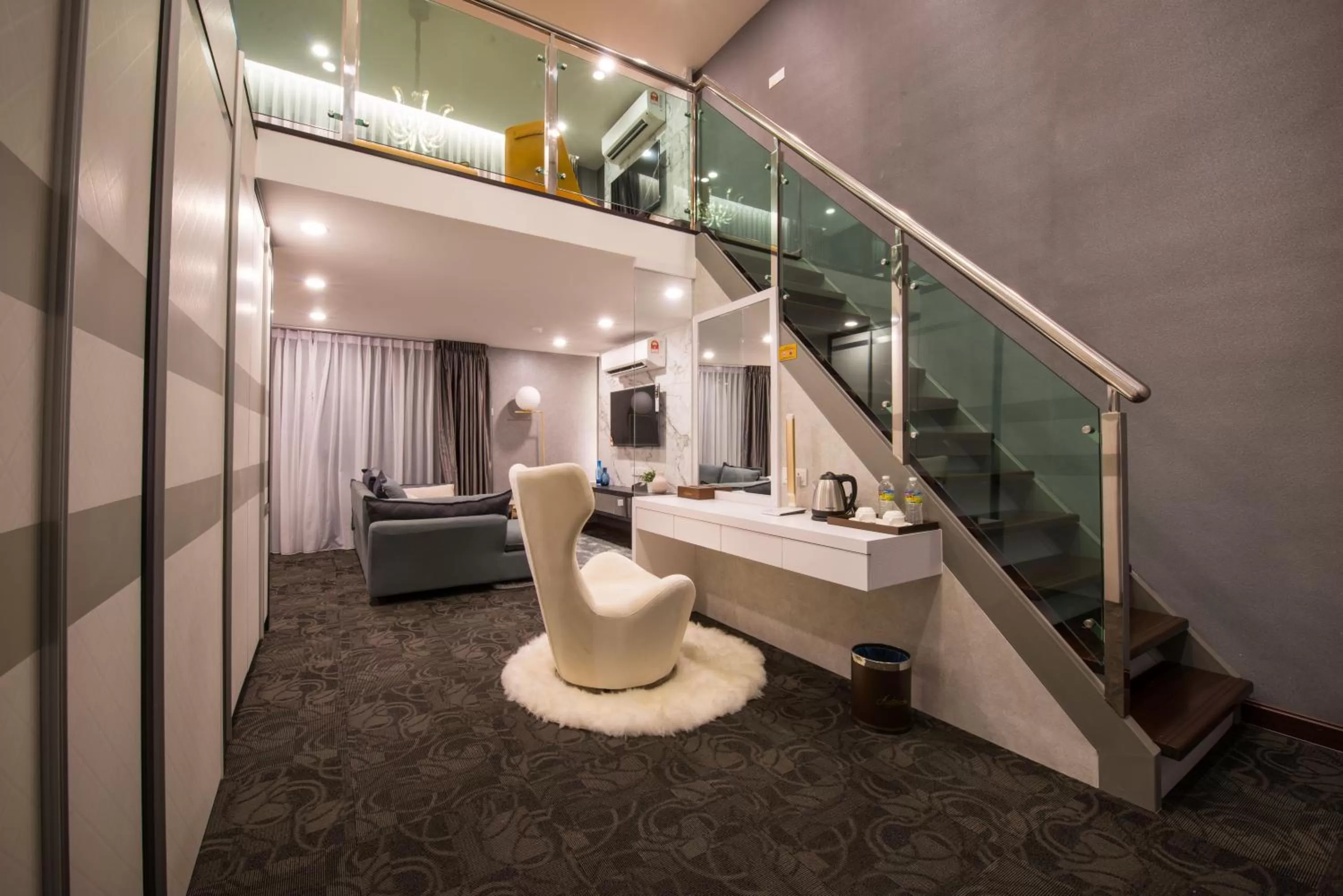 Living room in Asiatic Hotel