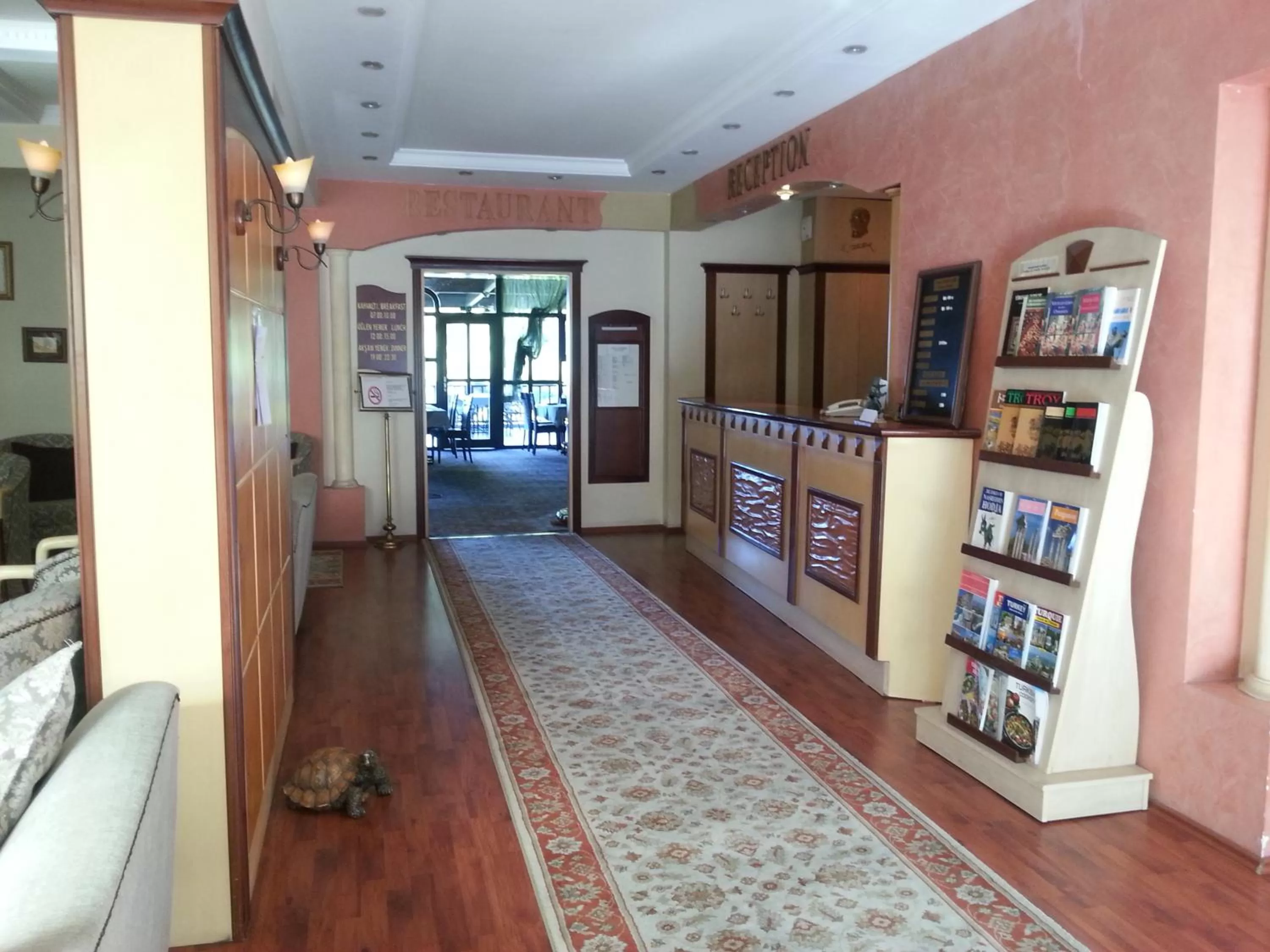 Lobby or reception in Troia Tusan Hotel