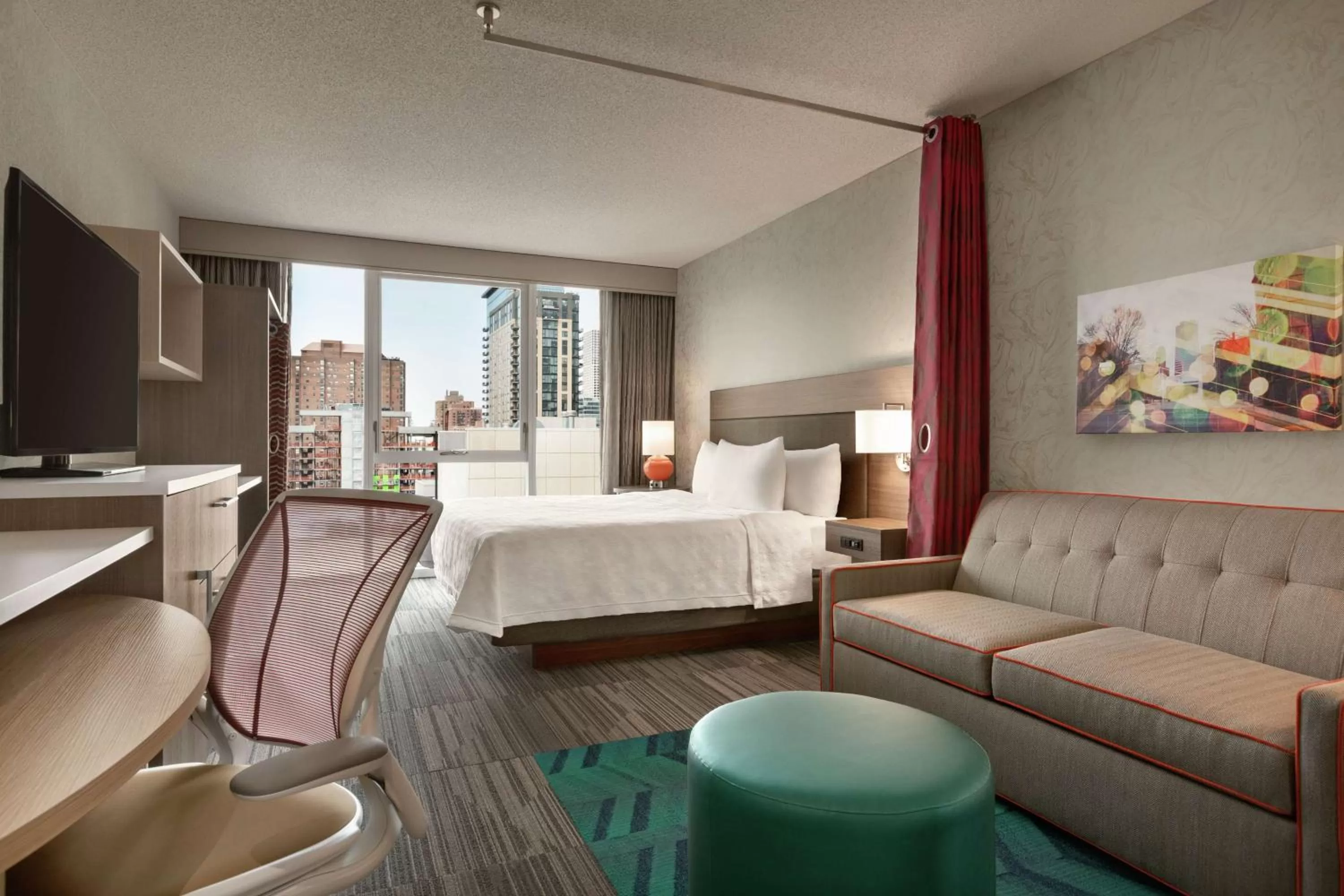 Bedroom, Bed in Home2 Suites By Hilton Chicago River North