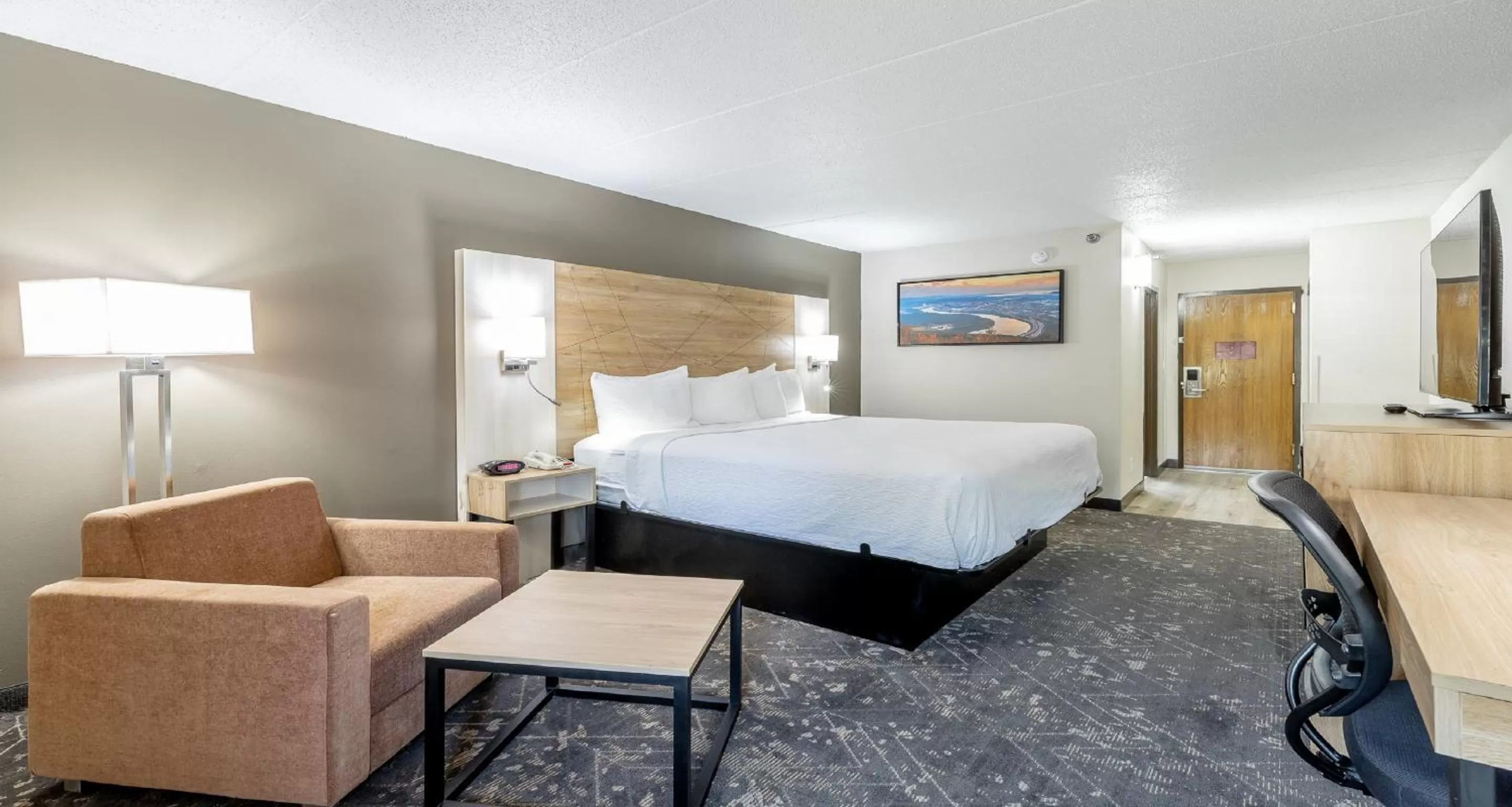 Bed in Comfort Inn & Suites Chattanooga-East Ridge