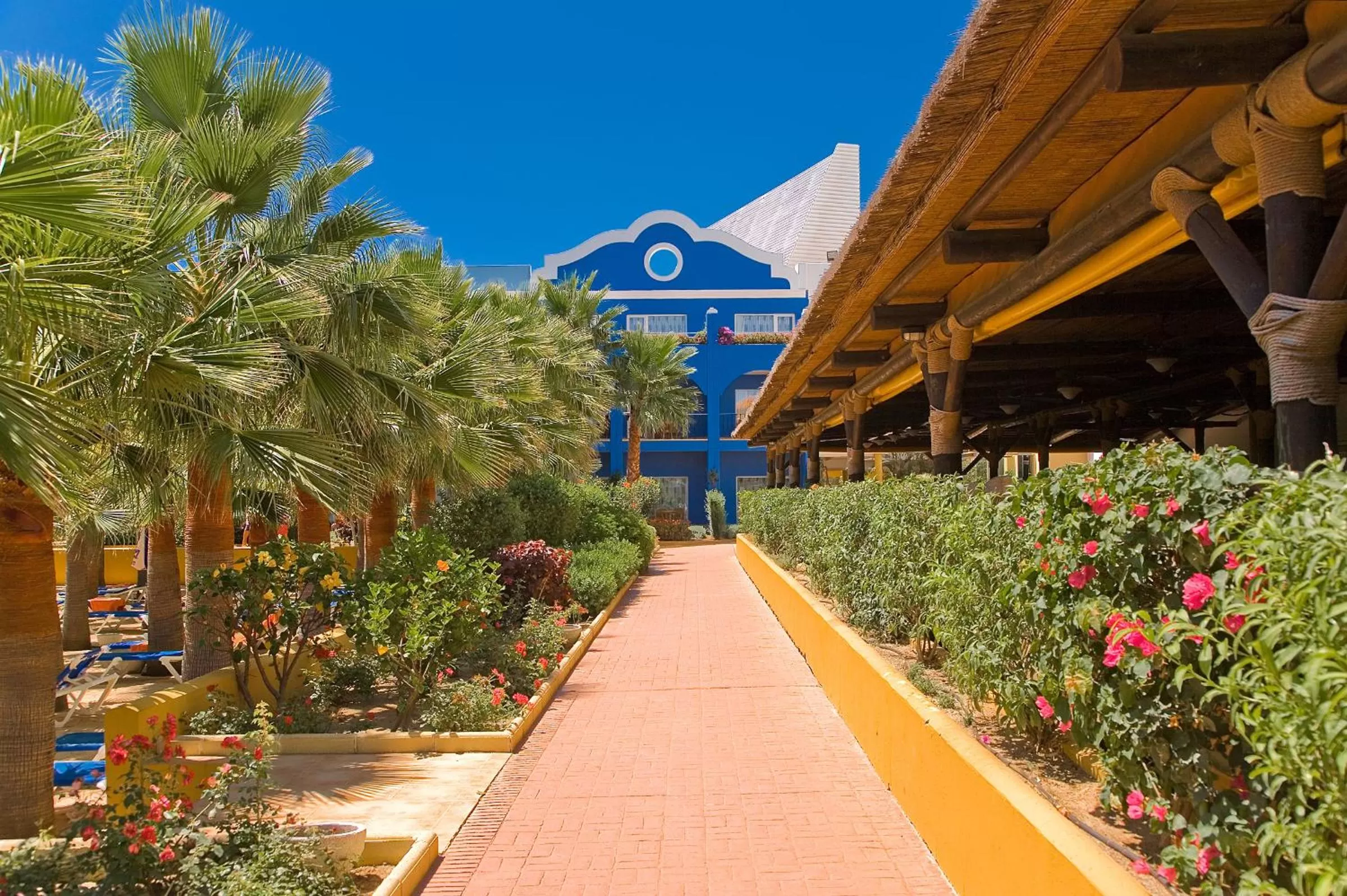 Facade/entrance in Playaballena