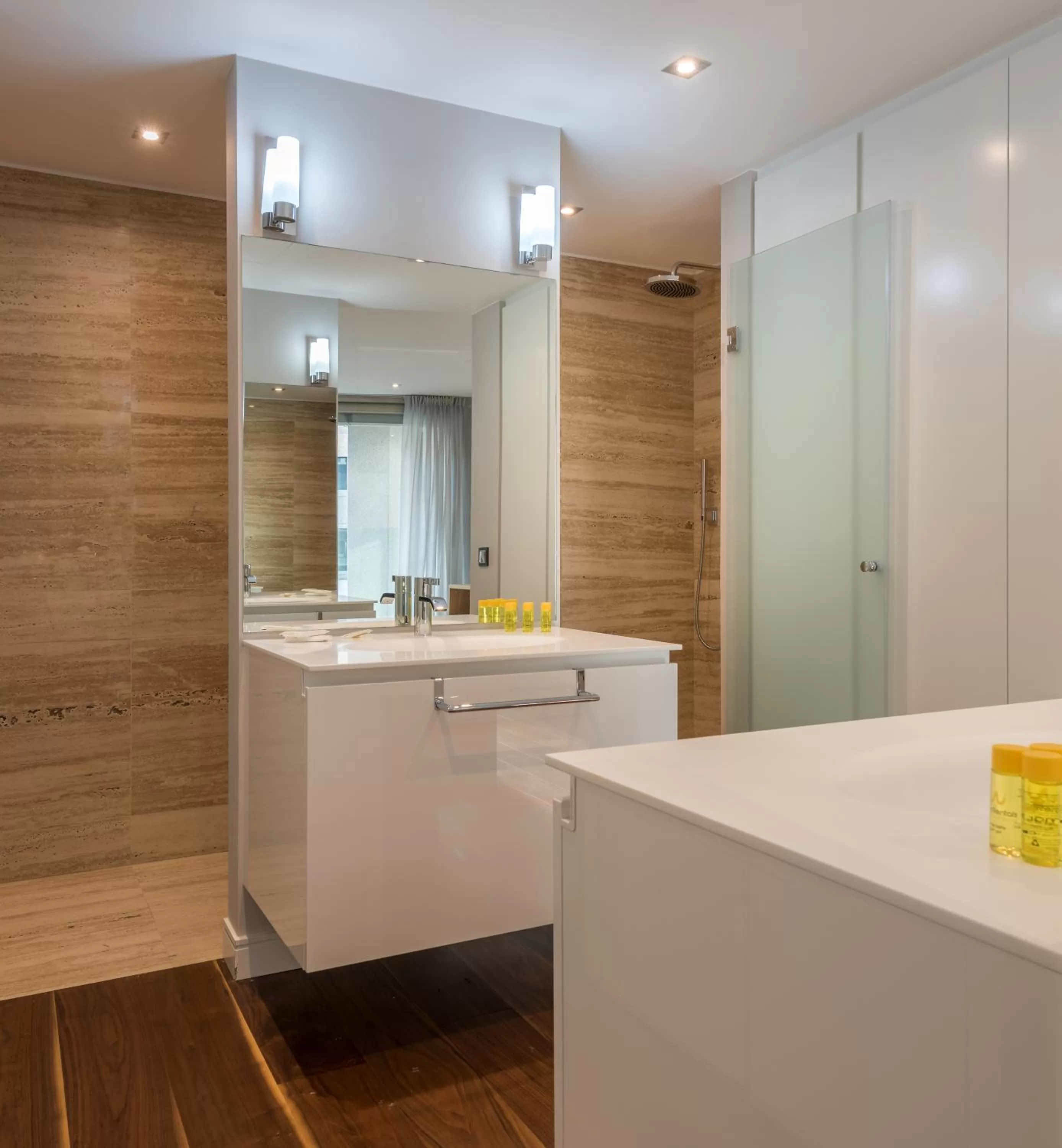 Bathroom in Gran View Apartments