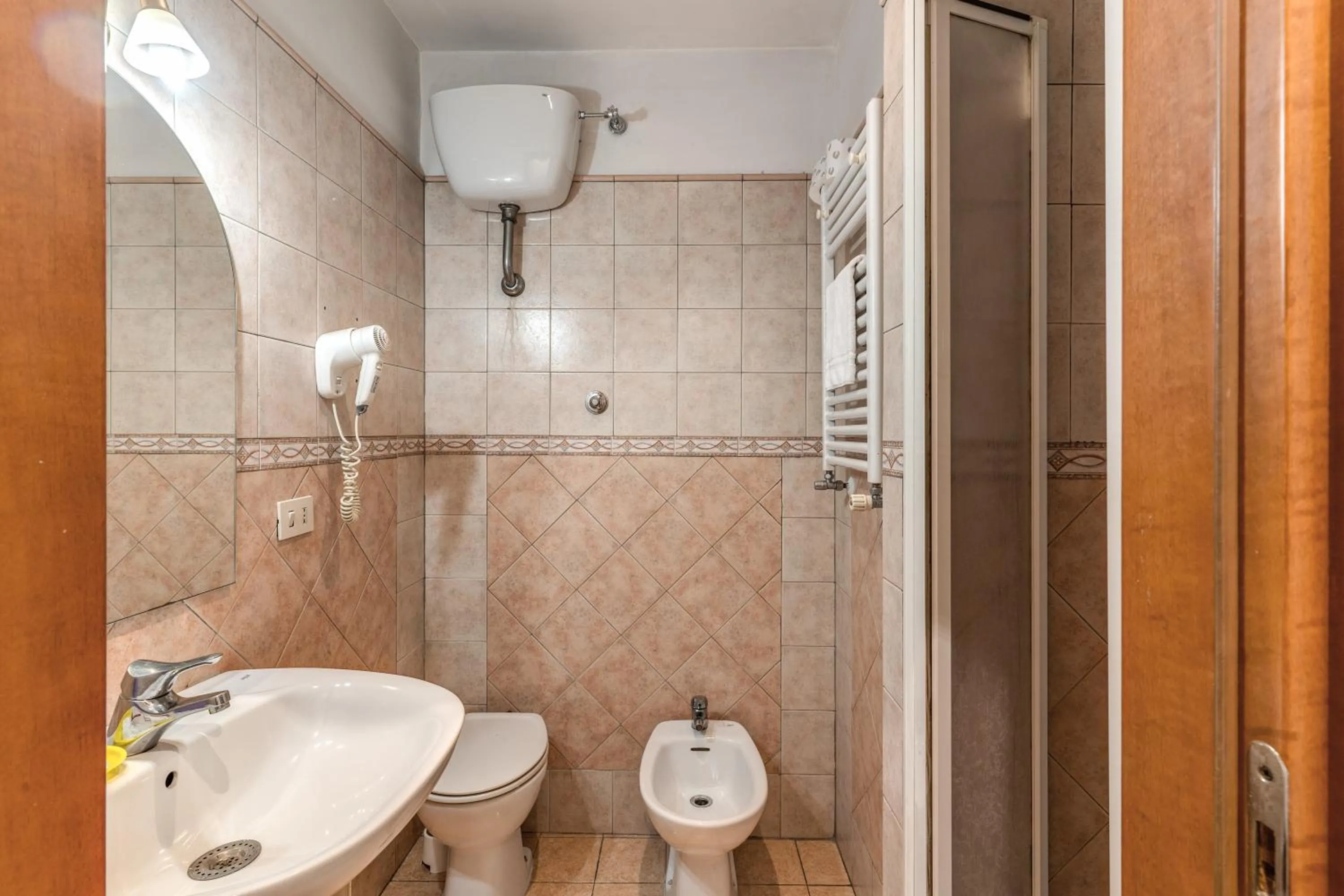 Bathroom in Hotel Pomezia
