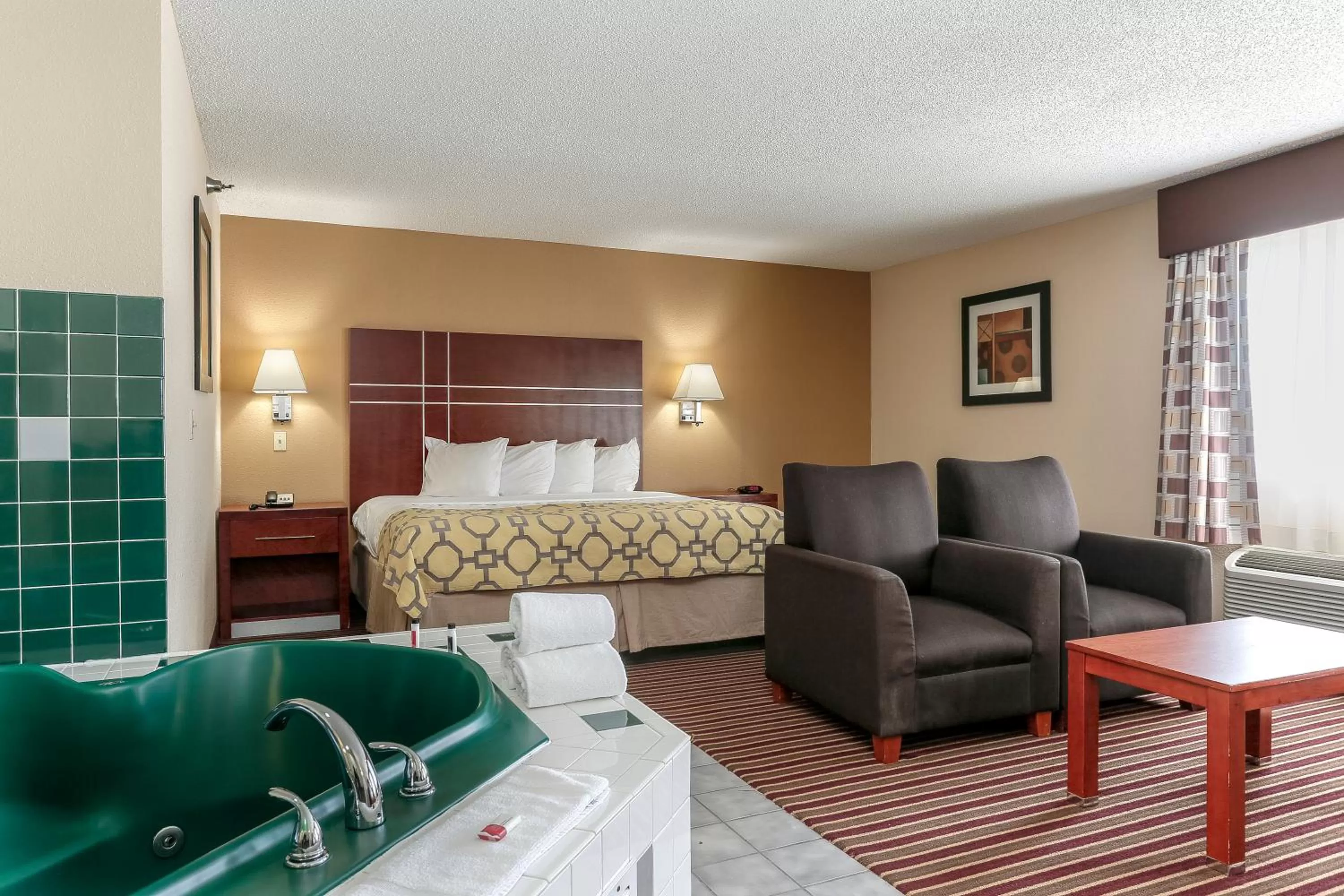 Bed in Baymont by Wyndham Bowling Green