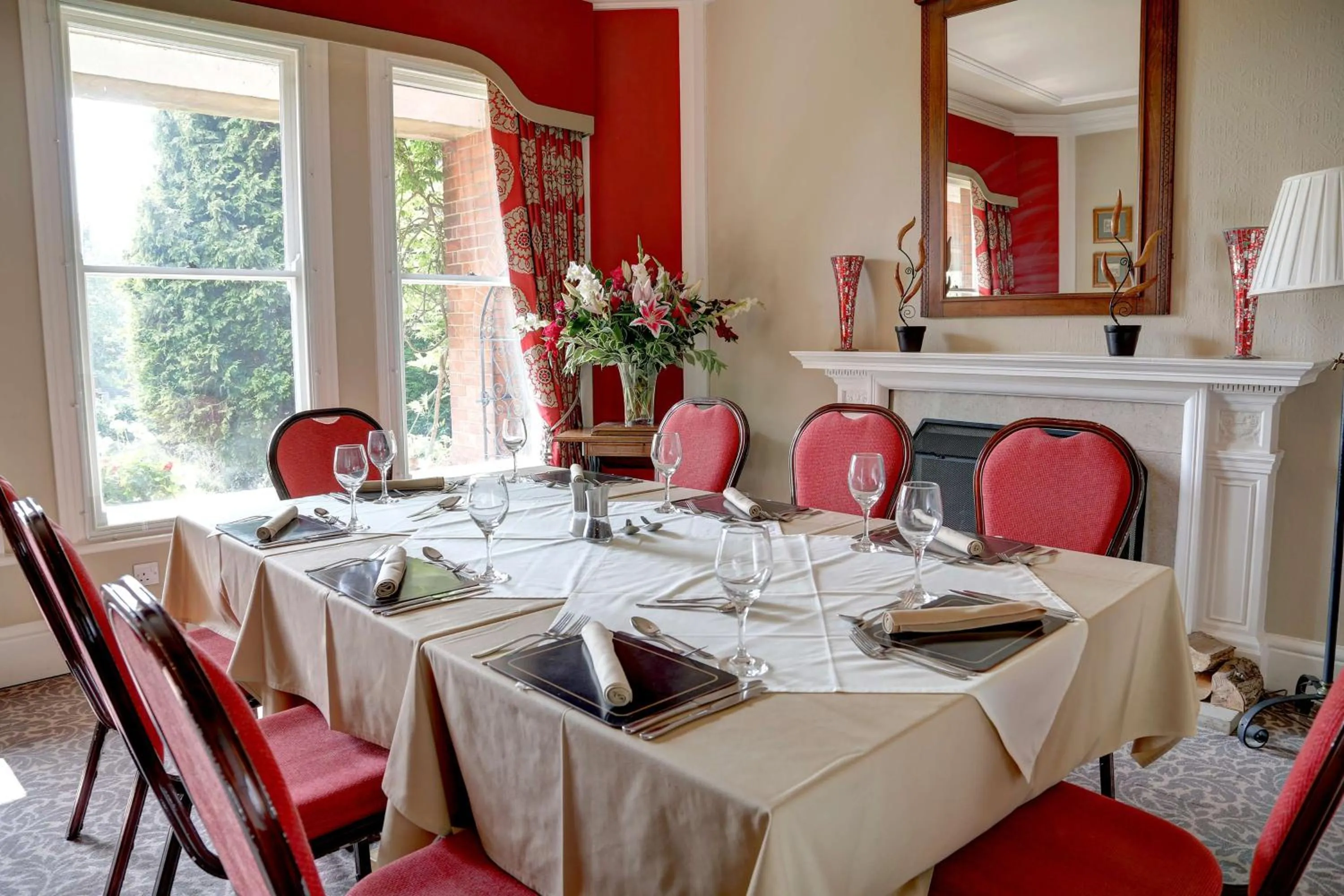 Restaurant/places to eat in Best Western Sysonby Knoll Hotel