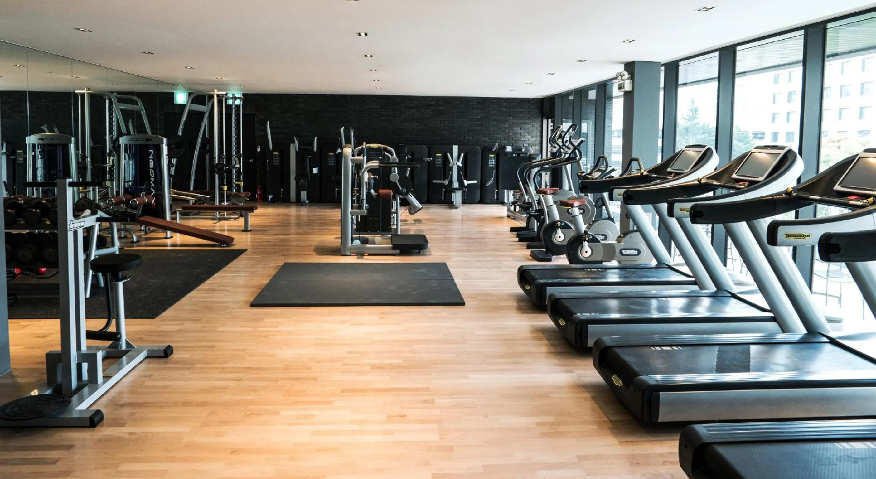 Fitness centre/facilities in Maison Glad Jeju