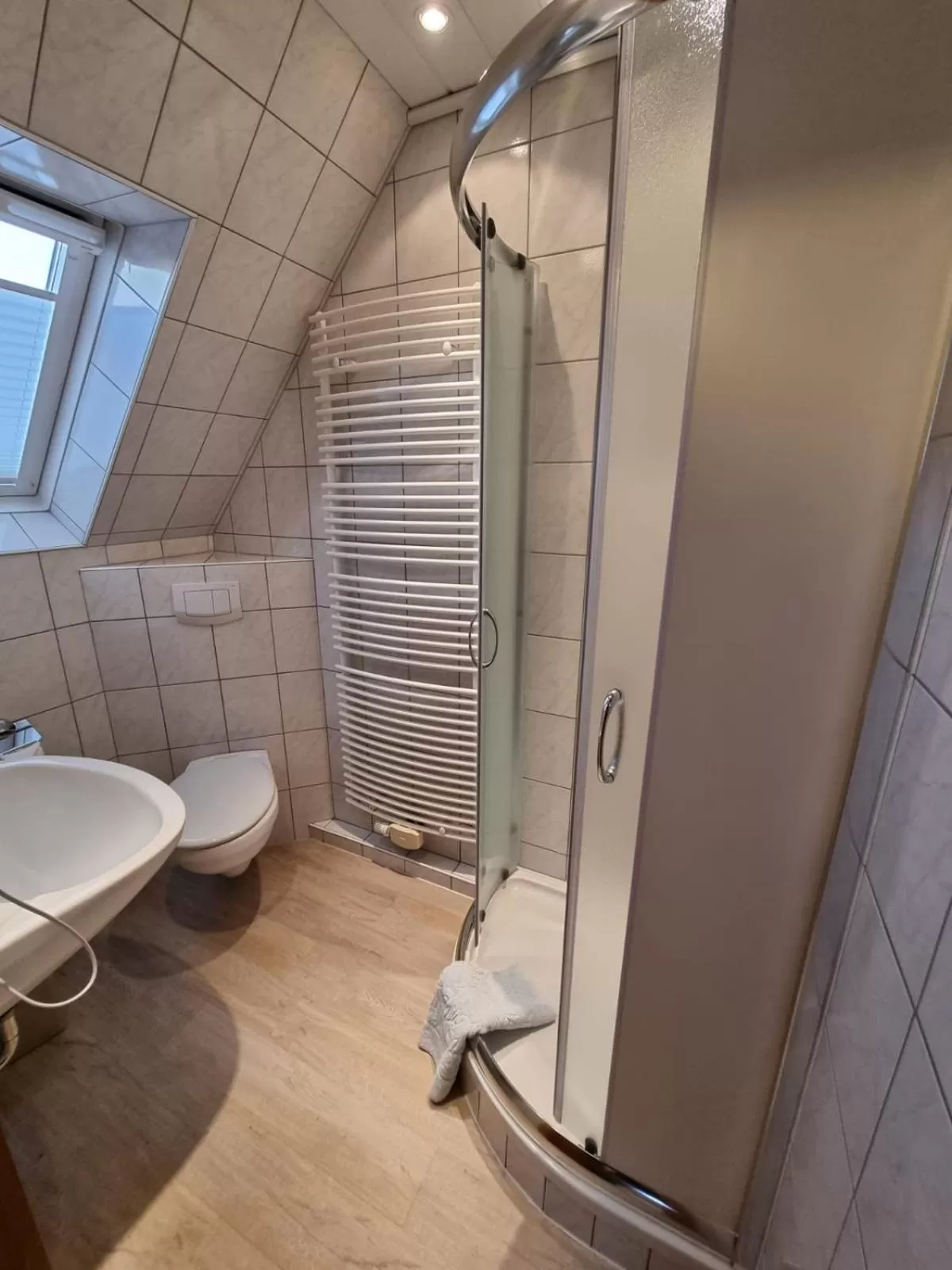 Bathroom in Hotel Pension Nordseewelle