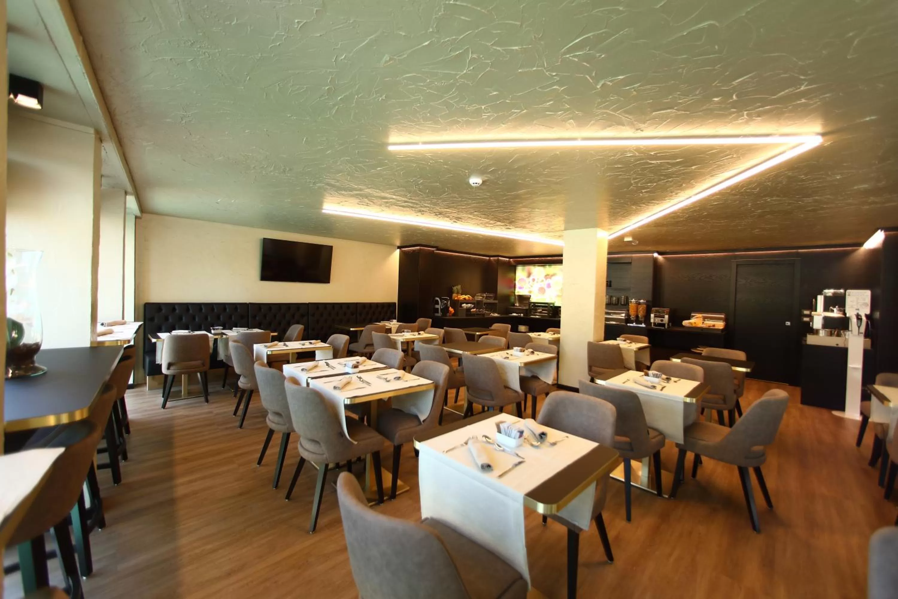 Restaurant/places to eat in Hotel Bell'arrivo by Dori