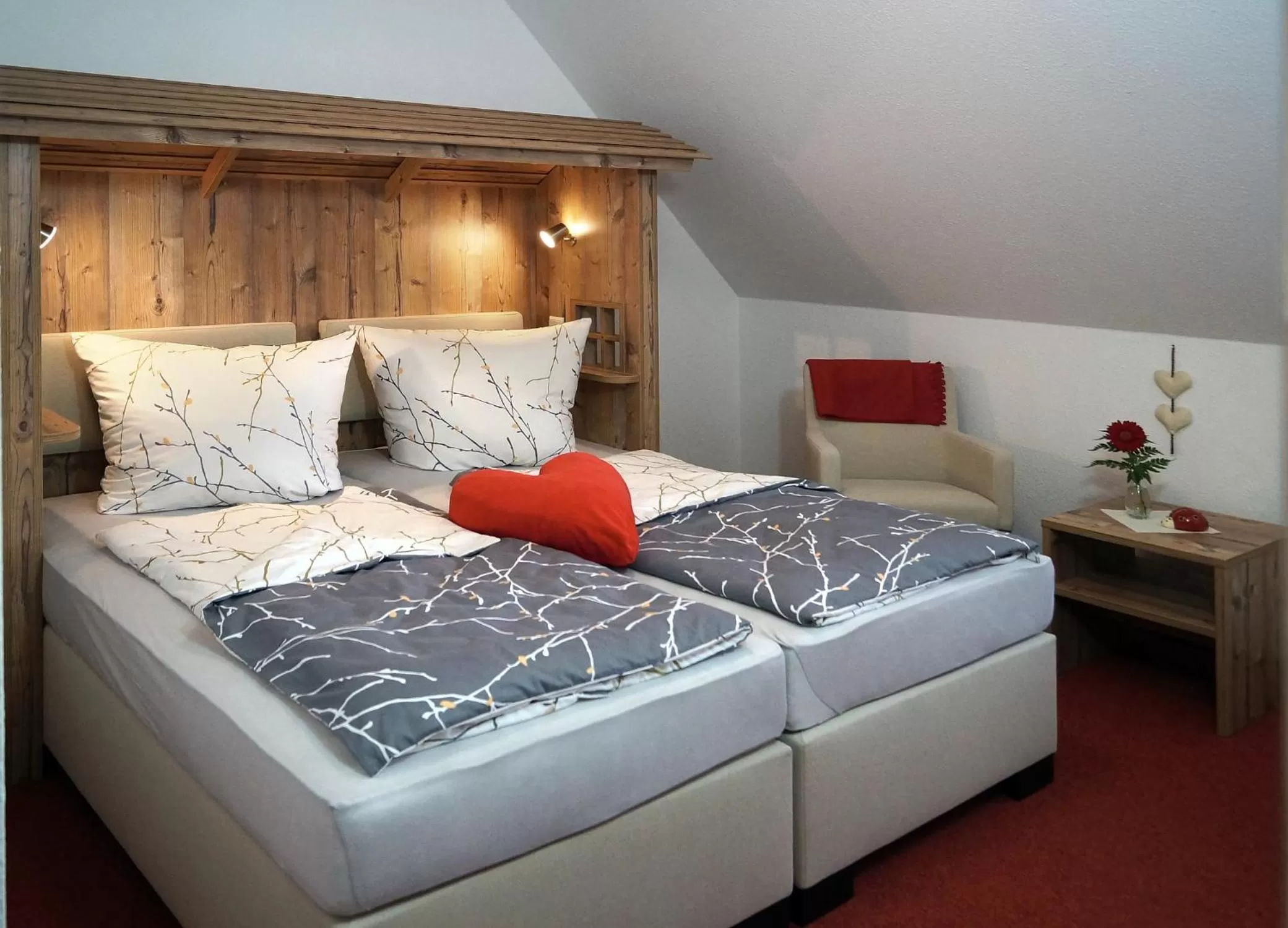 Bed in Erzgebirgshotel Misnia Bärenfels