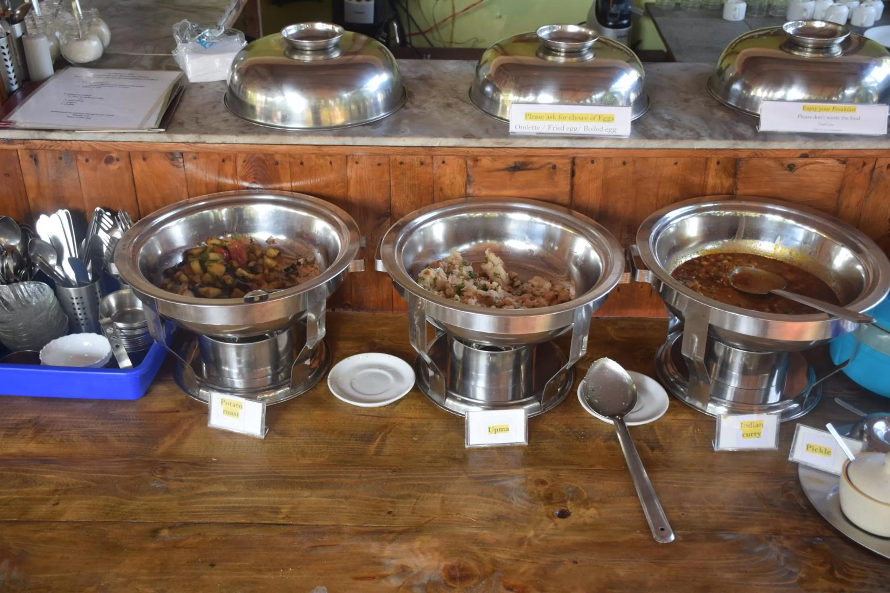 Food in LaligurasVilla Beachside Escape - 100m to Beach