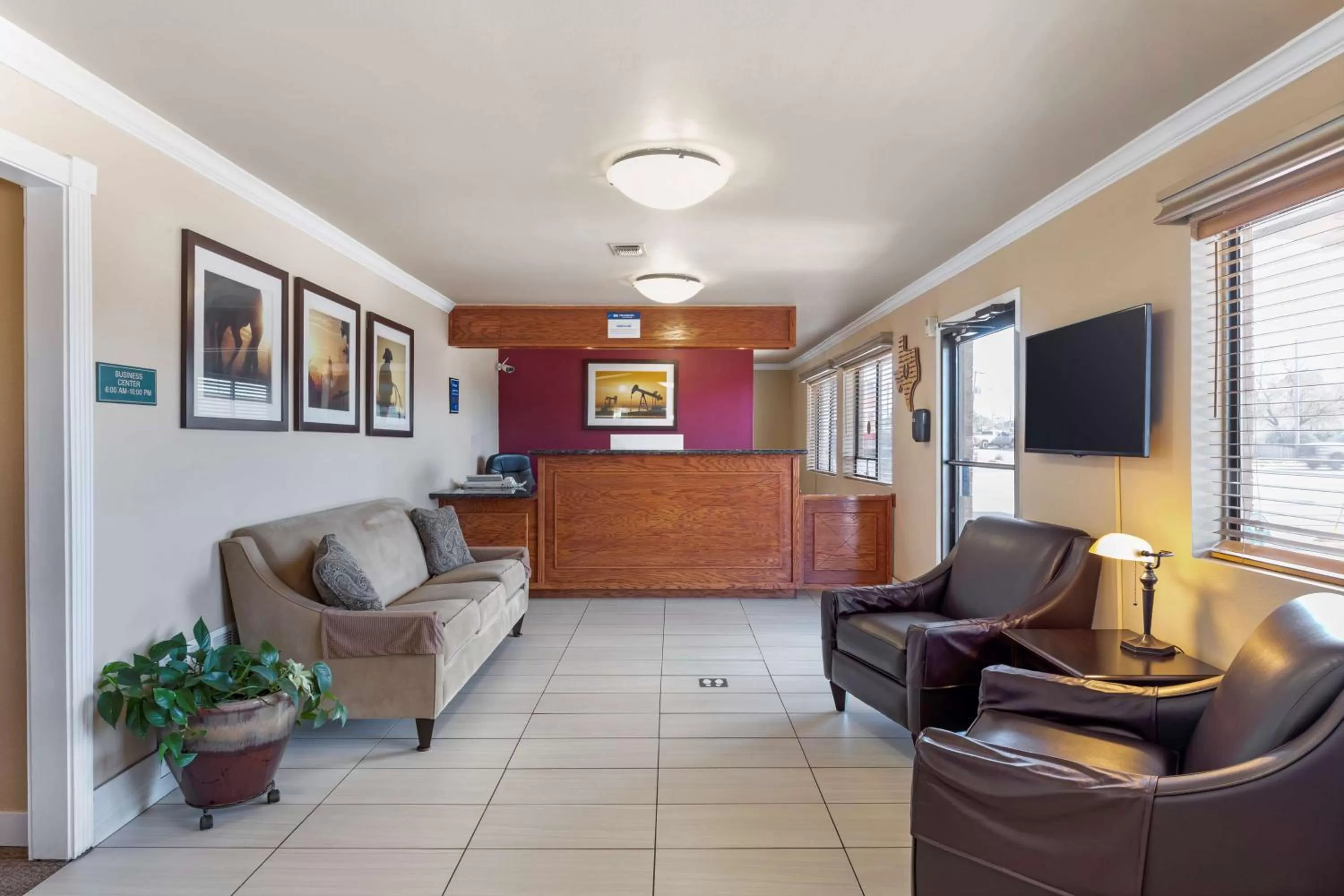 Lobby or reception in Best Western Caprock Inn