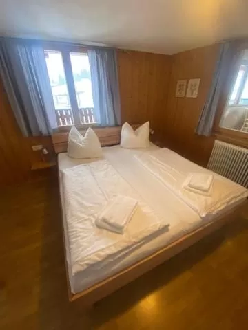 Triple Room with Shower in s´Amagmach