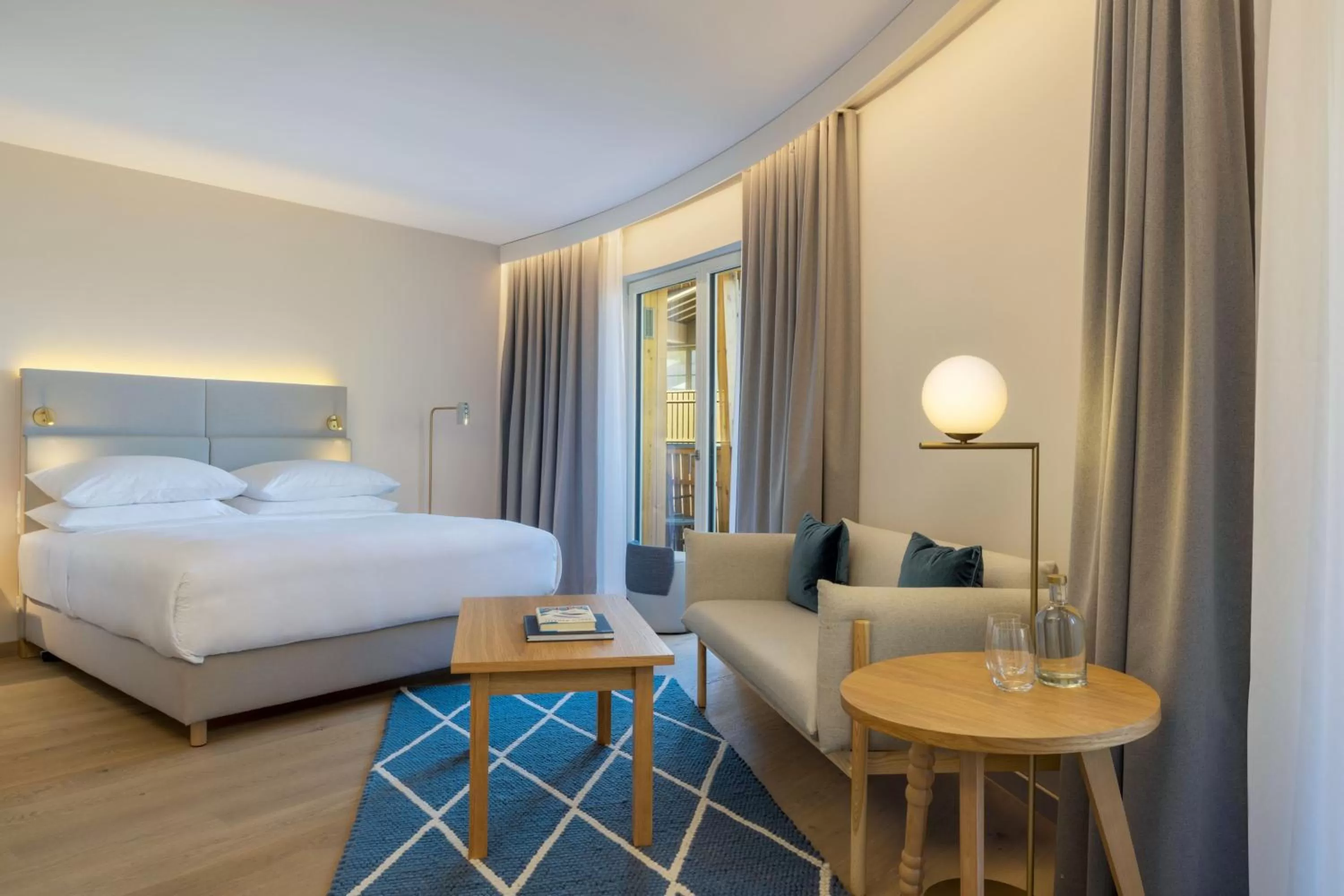 Photo of the whole room, Bed in Caro & Selig, Tegernsee, Autograph Collection