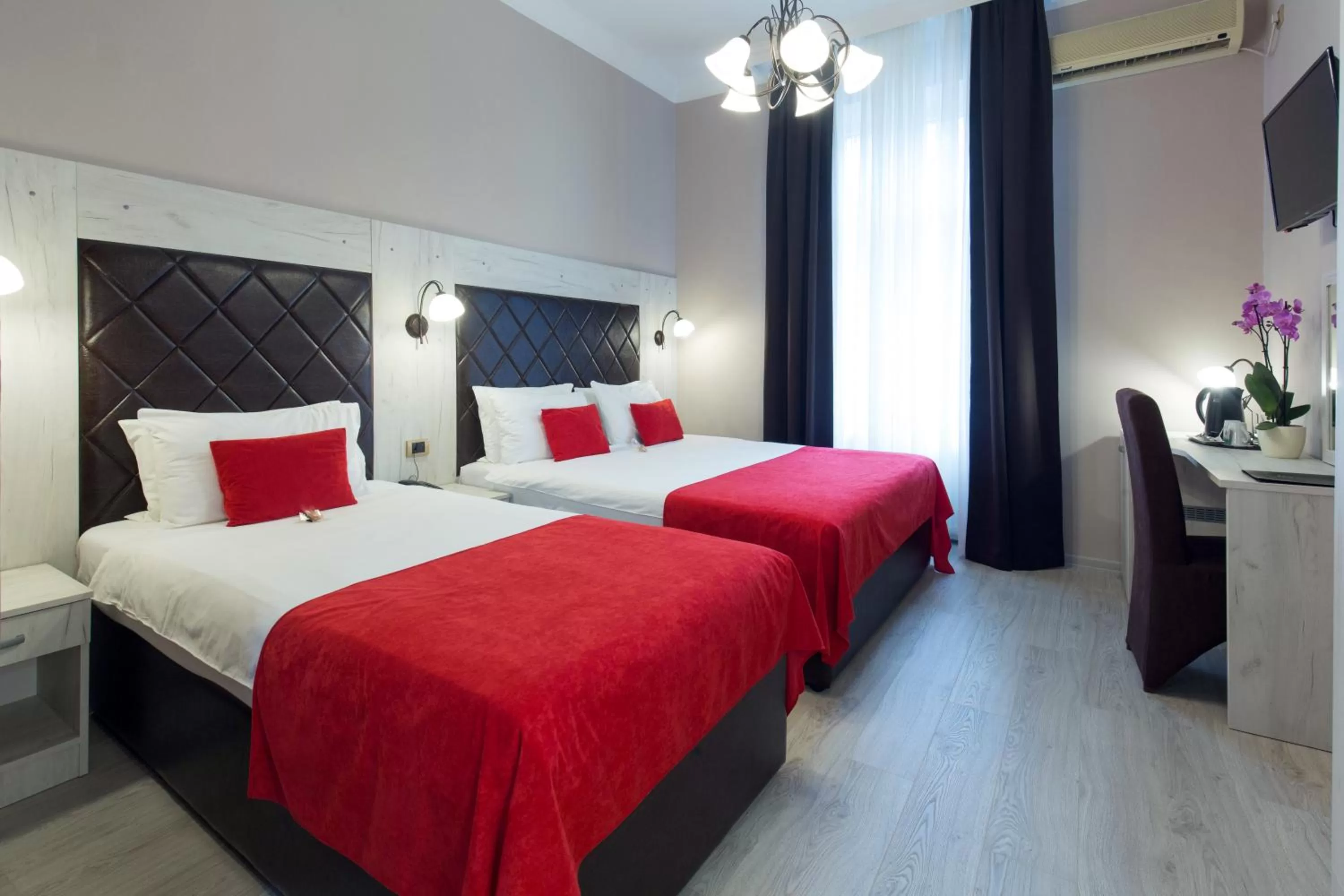 People, Bed in Belgrade City Hotel