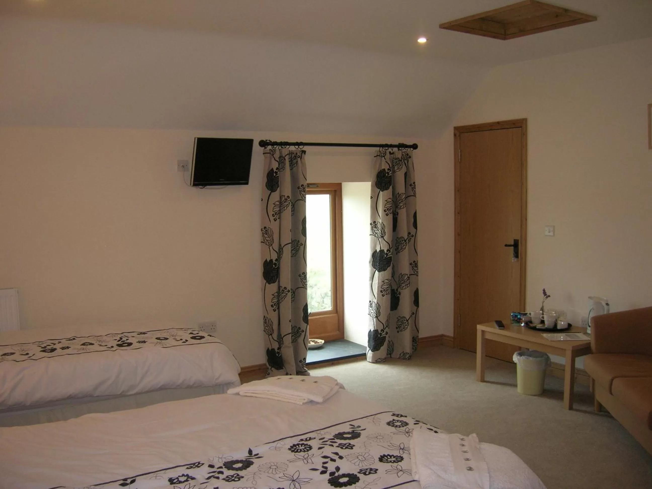 Day in Polhilsa Farm