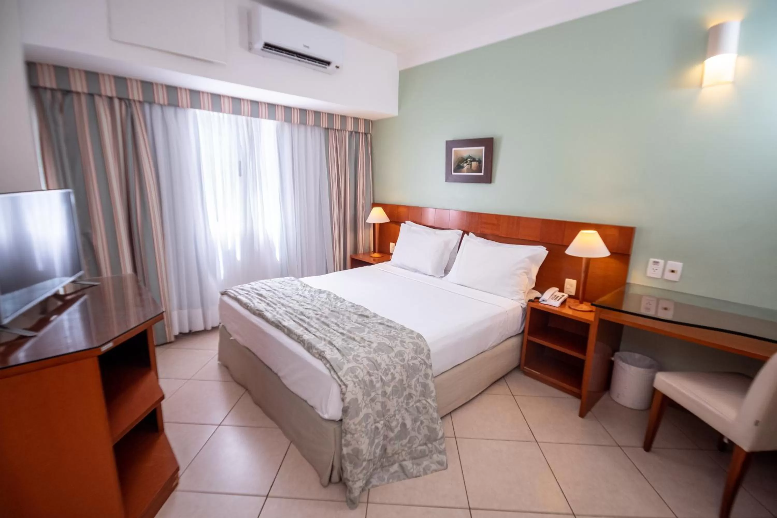 Single Room in Portobello Ondina Praia