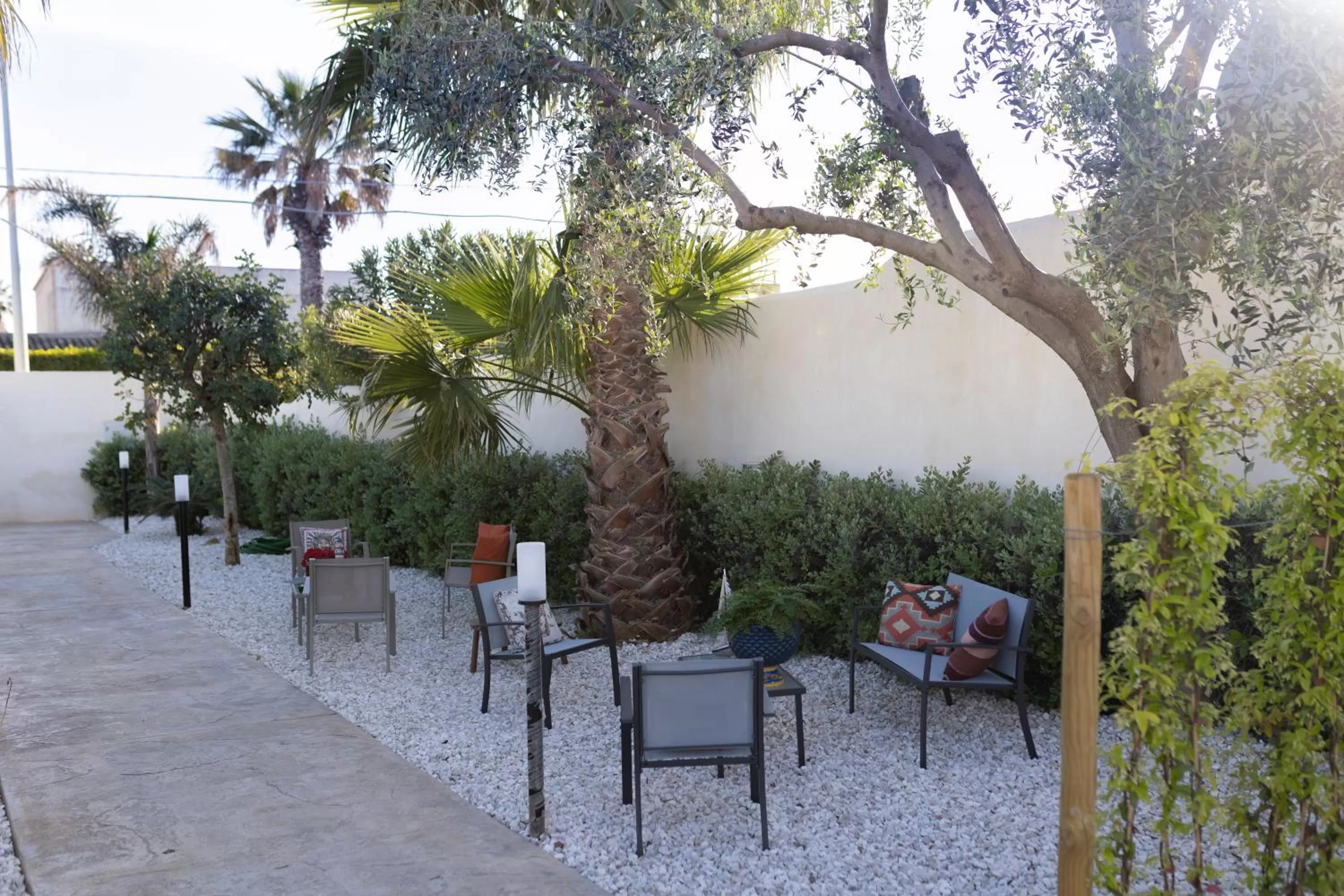 MrBrown - Cinzia Resort Beach