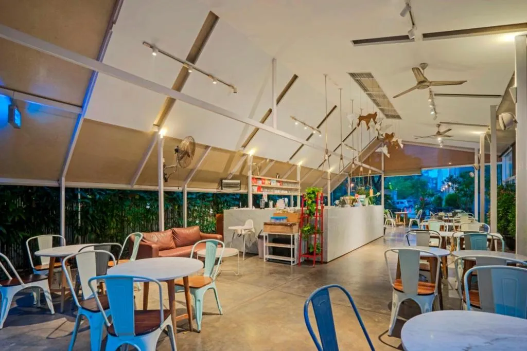 Restaurant/places to eat in Malaka Hotel Bandung