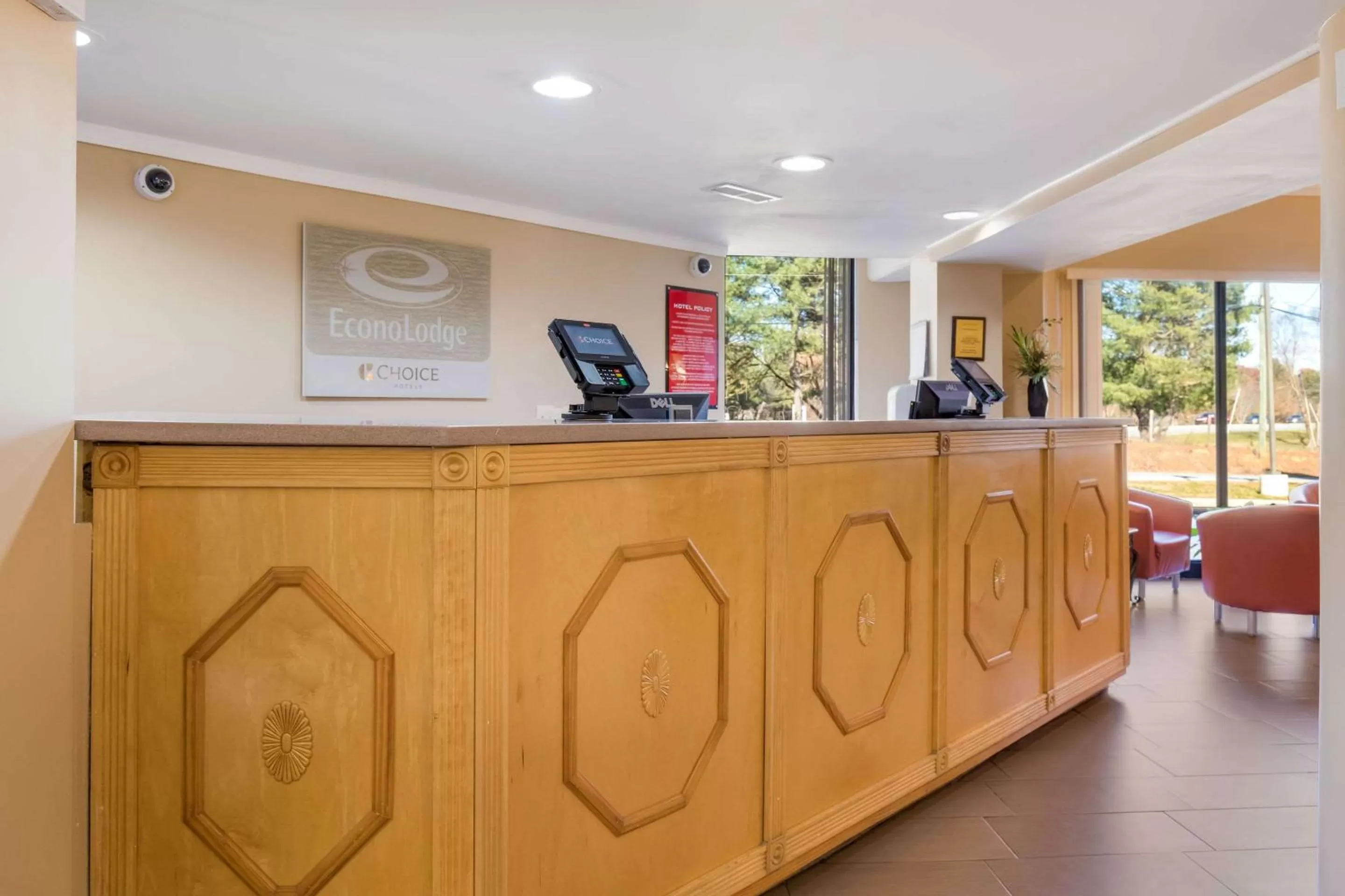 Lobby or reception in Econo Lodge Hendersonville