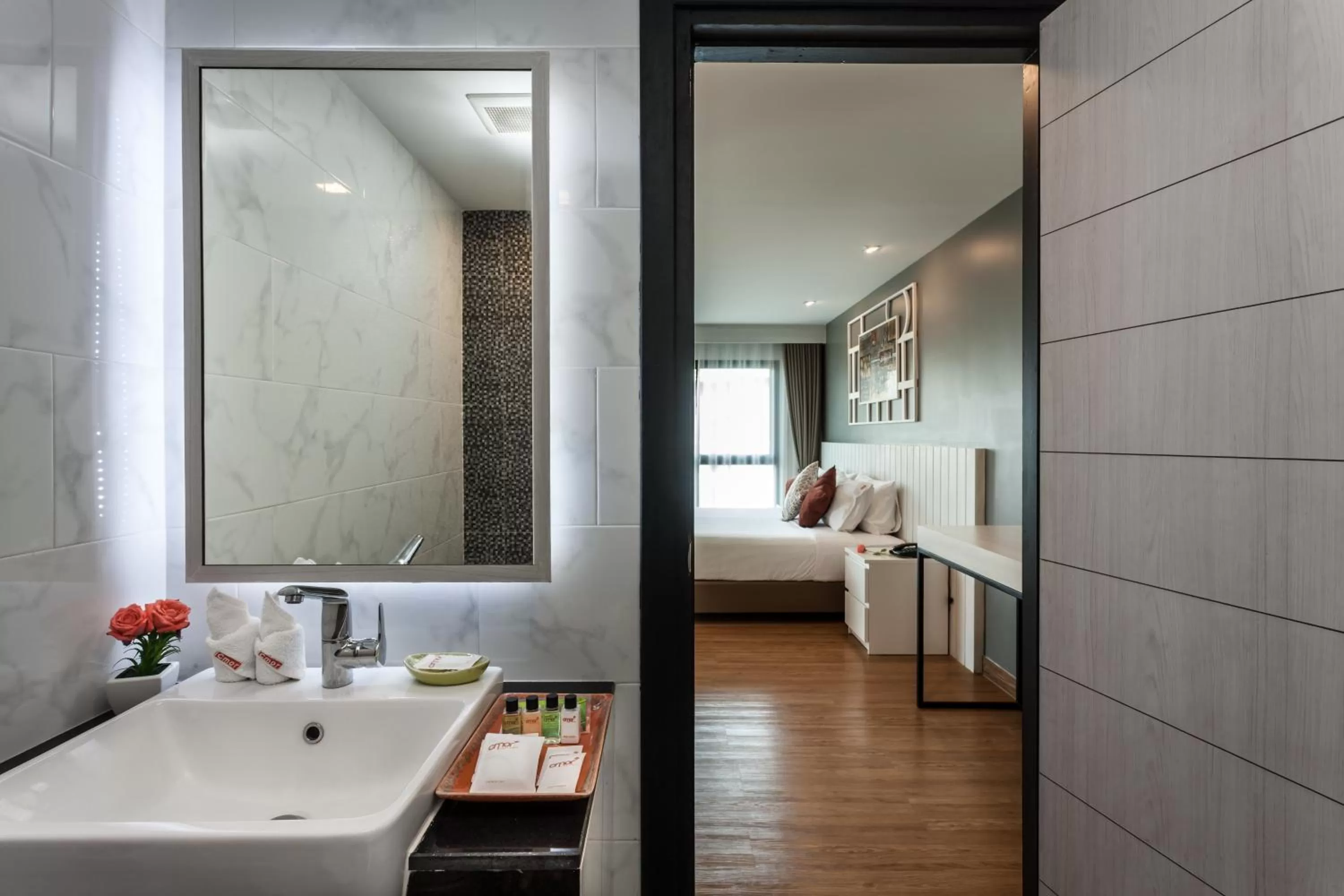 Shower, Bed in Cmor by Recall Hotels SHA Extra Plus