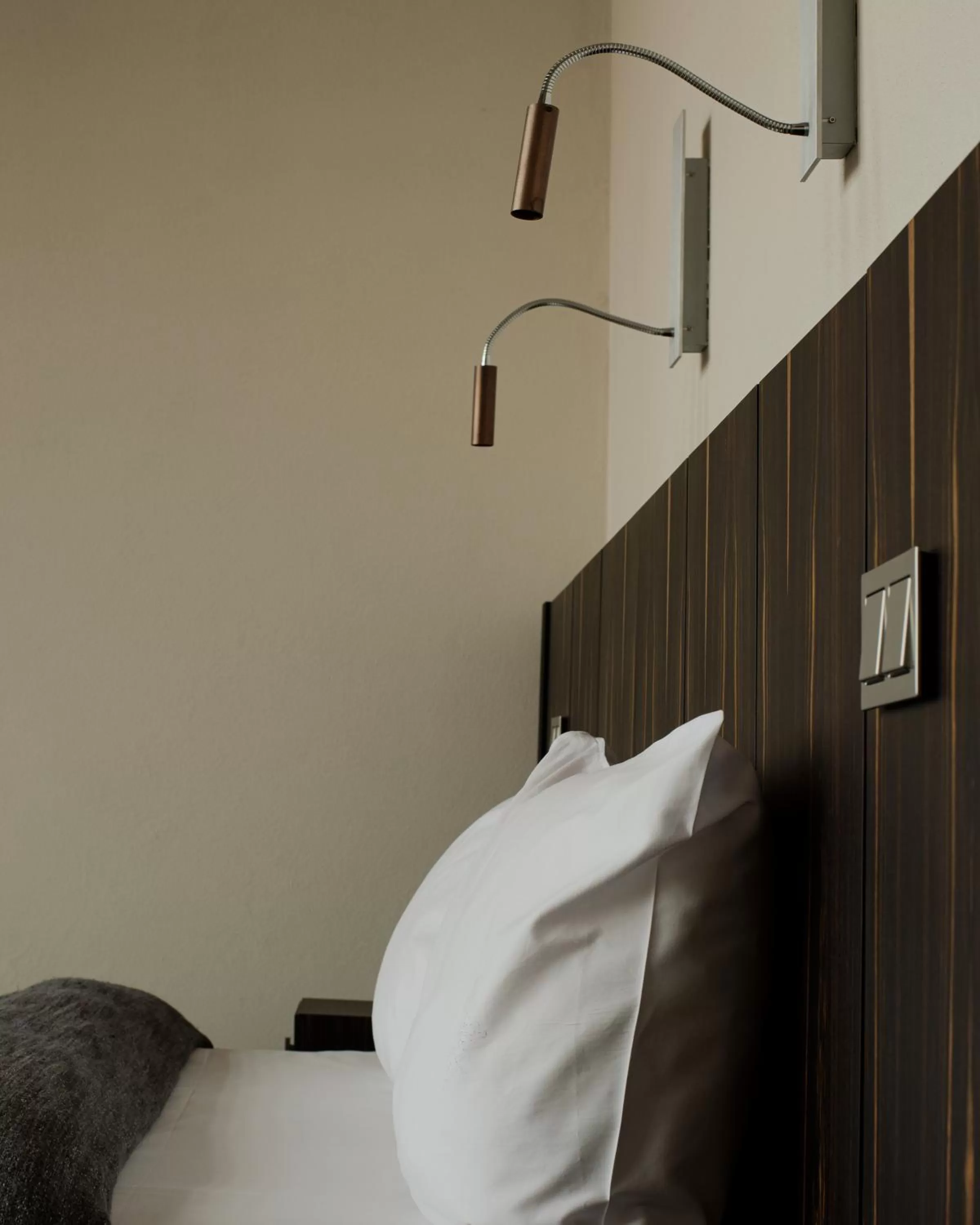 Bed in Hotel Monopol