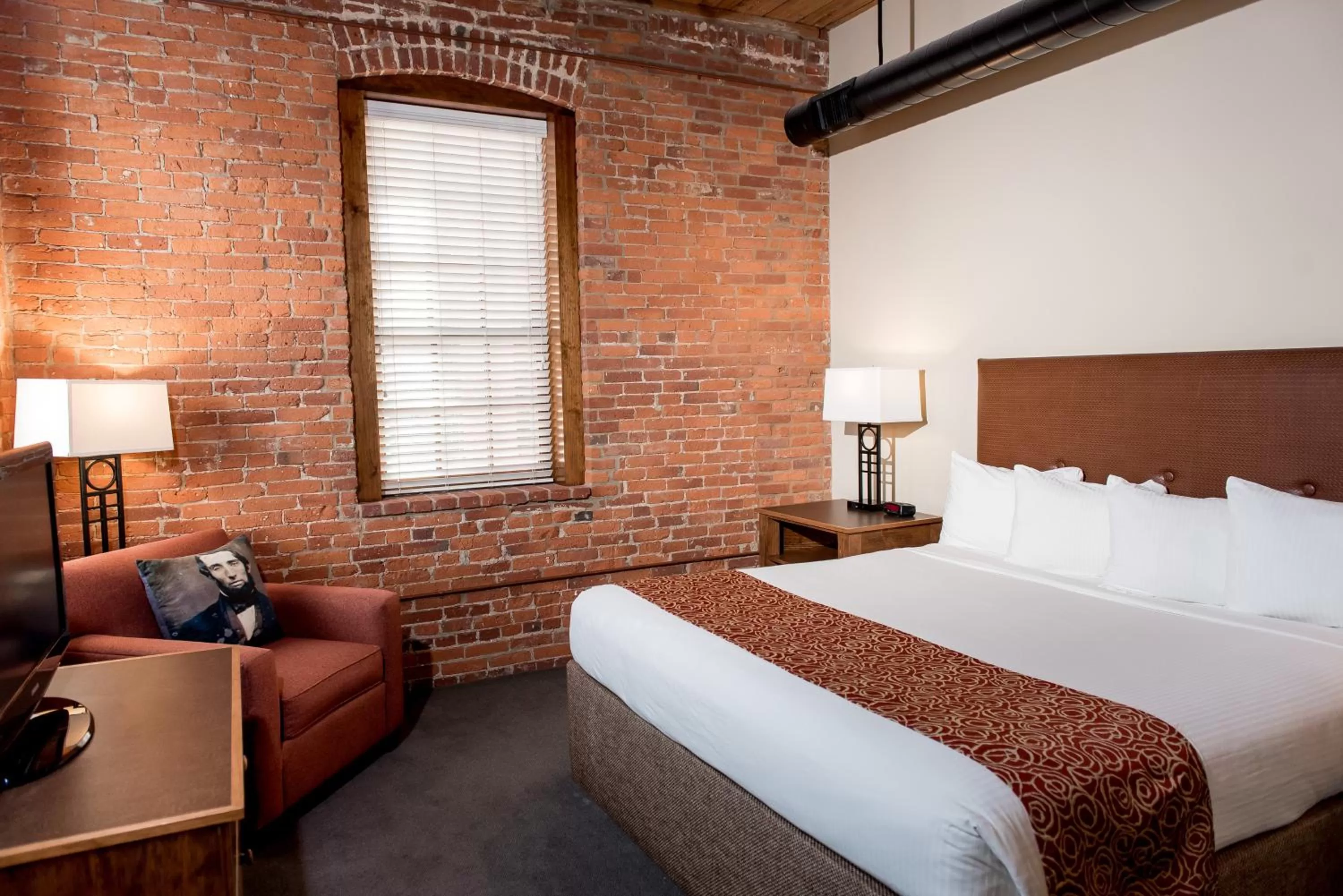 Bedroom, Bed in Cork Factory Hotel