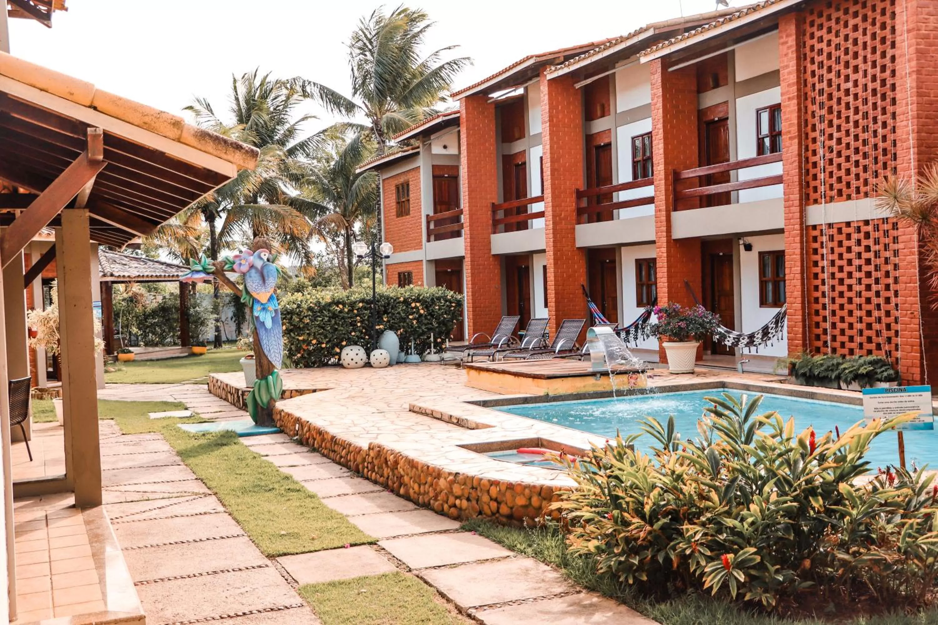 People in Pousada e Chale Porto Paraiso