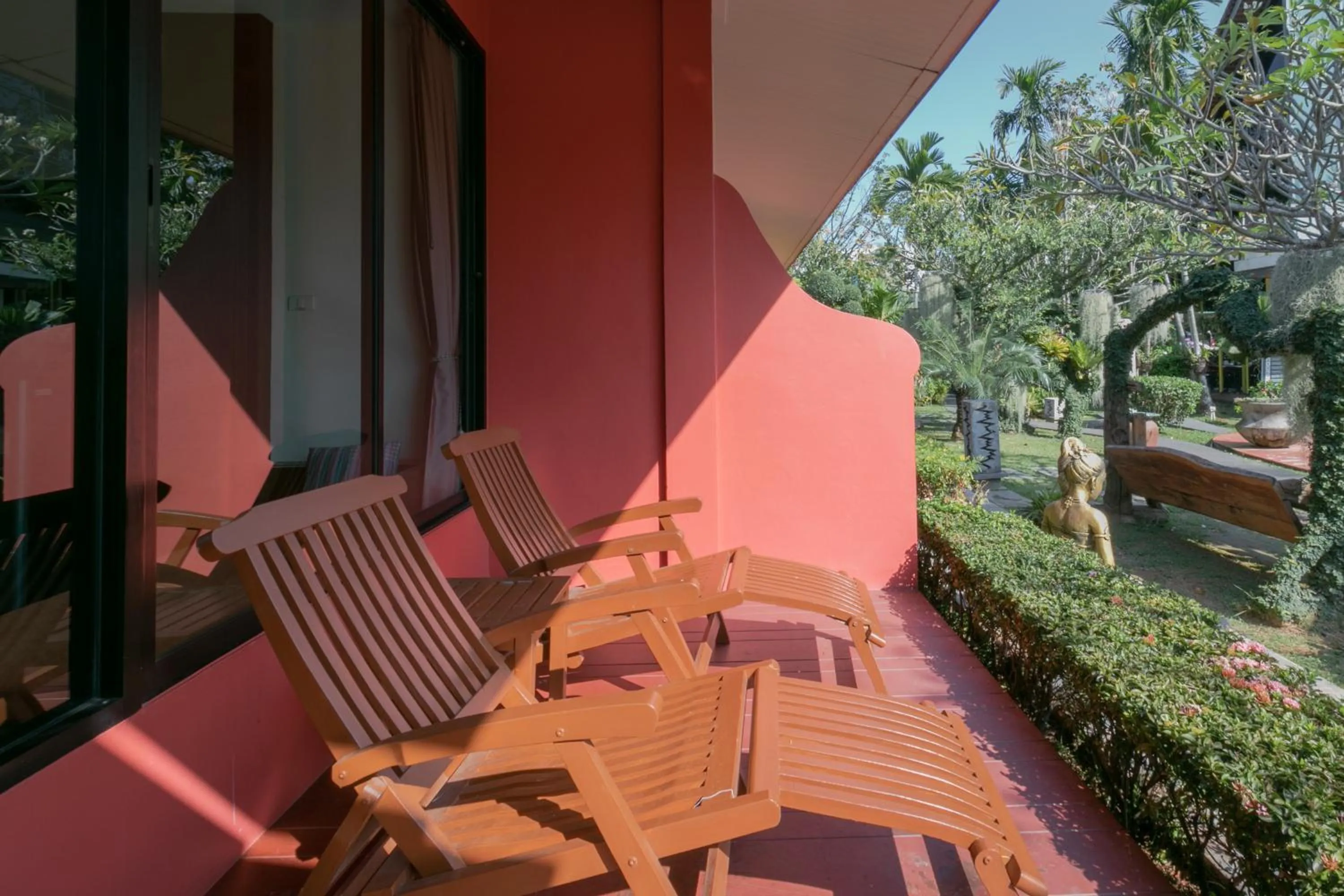 Area and facilities in Mai Morn Resort SHA Plus