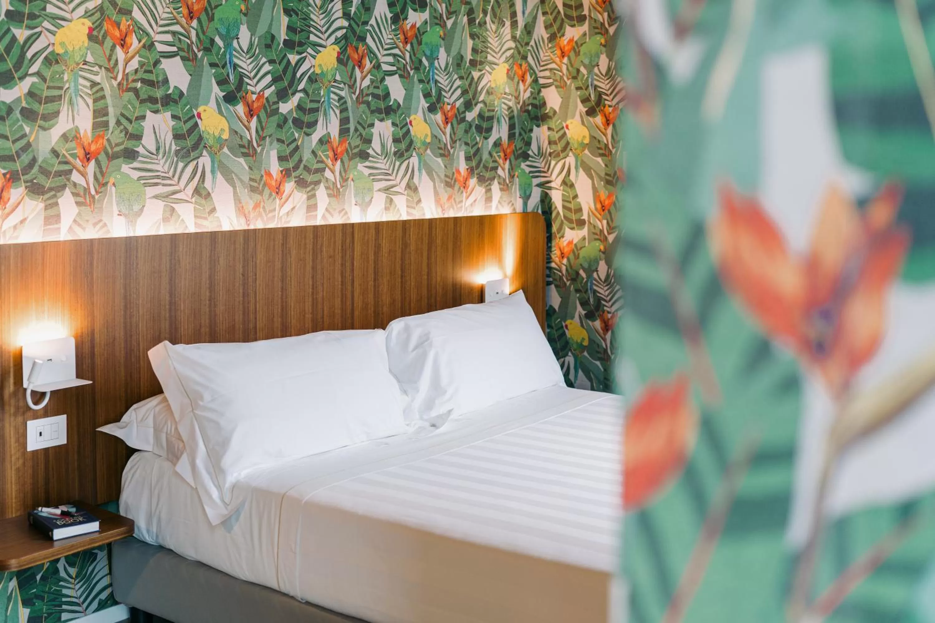 Bed in Collini Rooms, WorldHotels Crafted